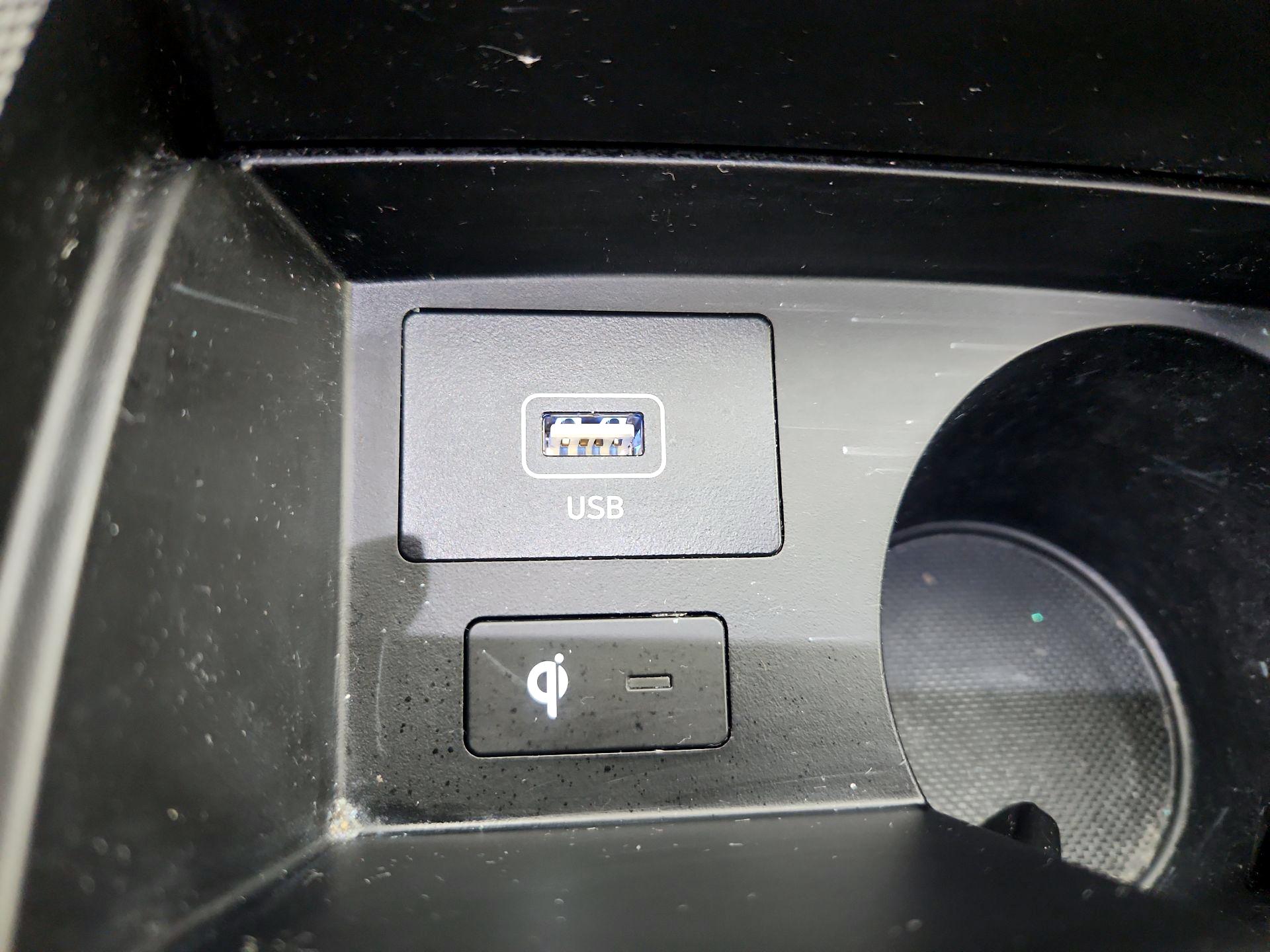 Thumbnail: 2023 Hyundai Santa Fe - 19