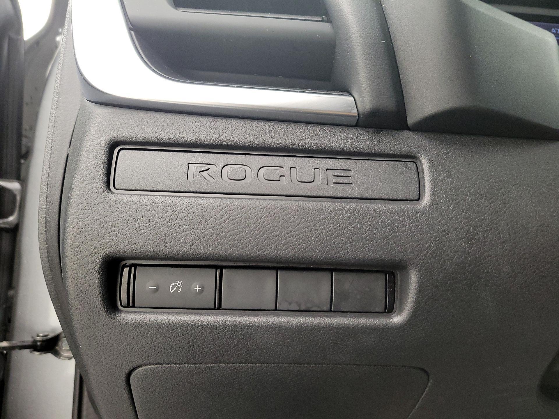 Thumbnail: 2023 Nissan Rogue - 13