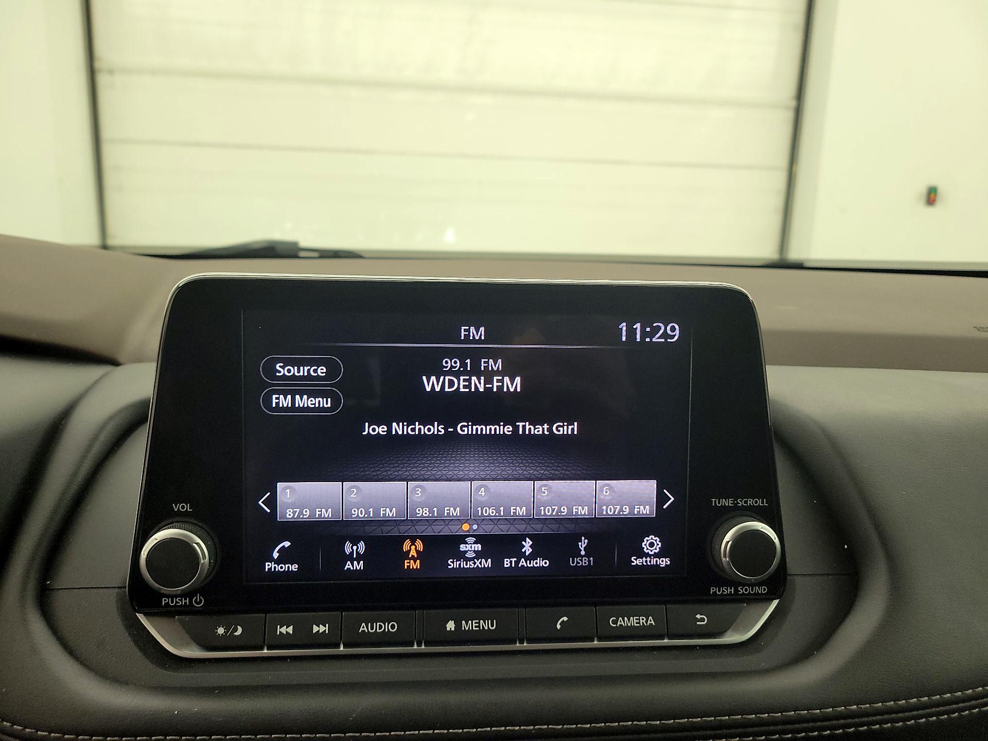 Thumbnail: 2023 Nissan Rogue - 15