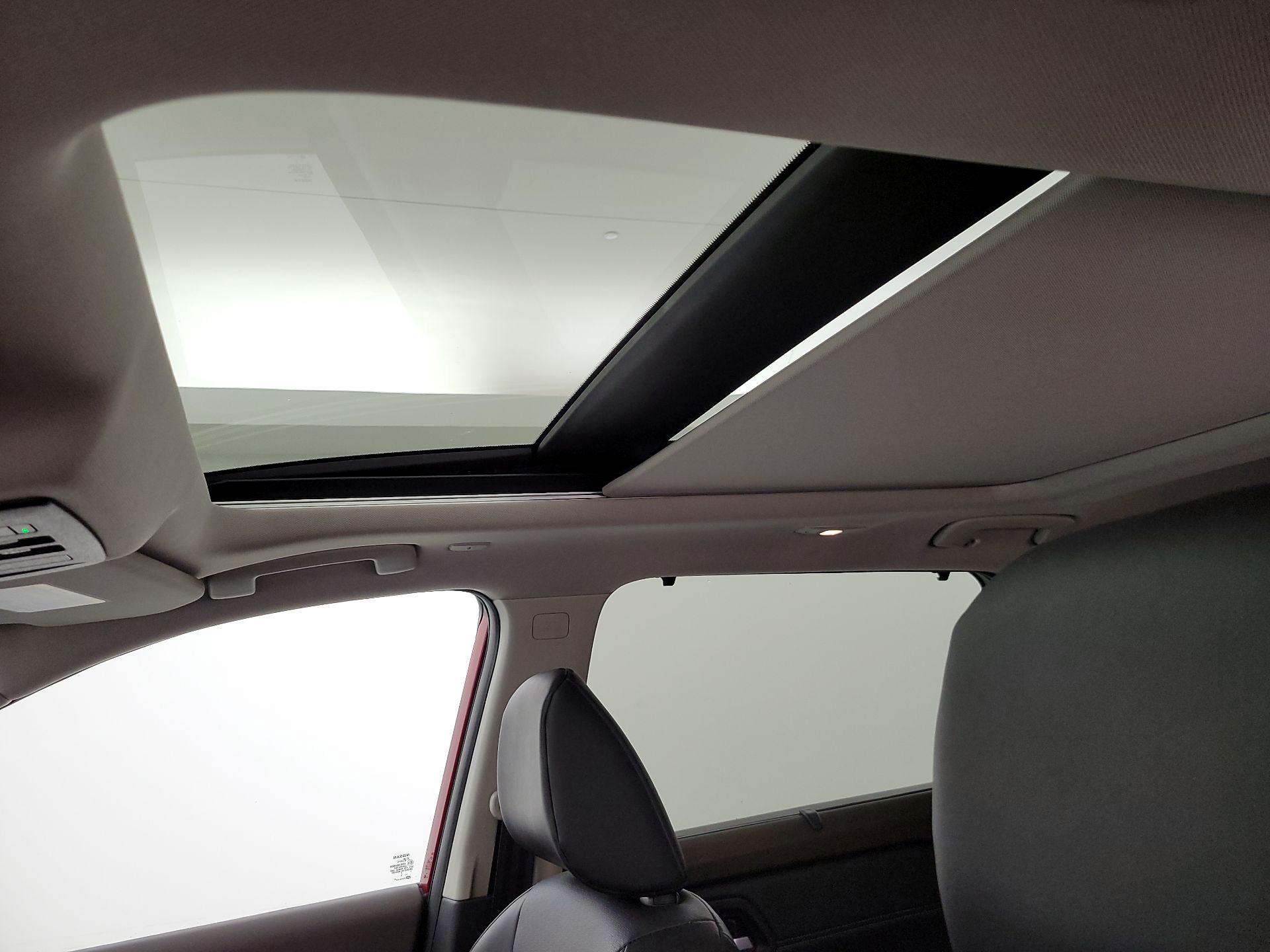 Thumbnail: 2022 Nissan Rogue - 19