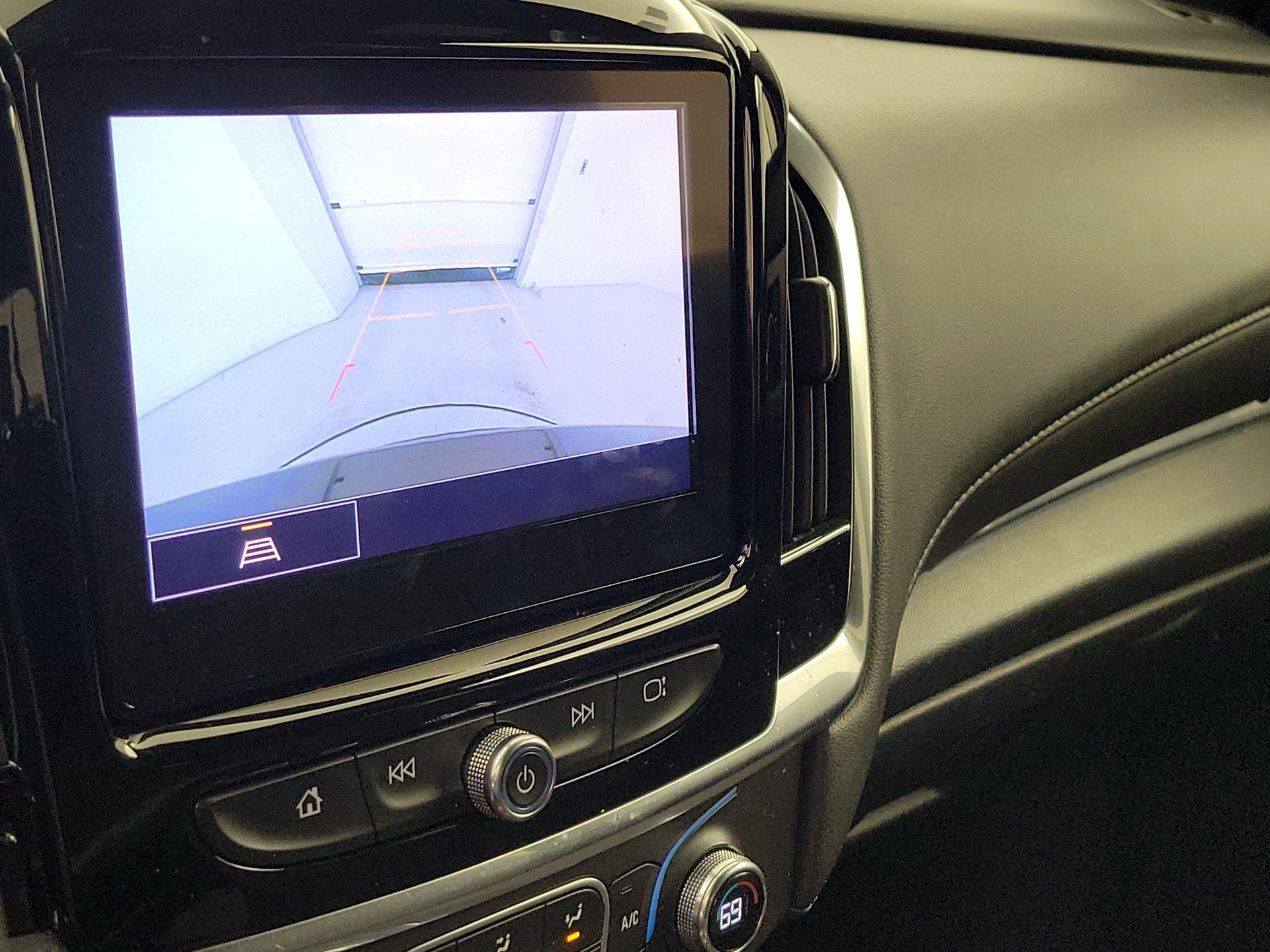 Thumbnail: 2022 Chevrolet Traverse - 14