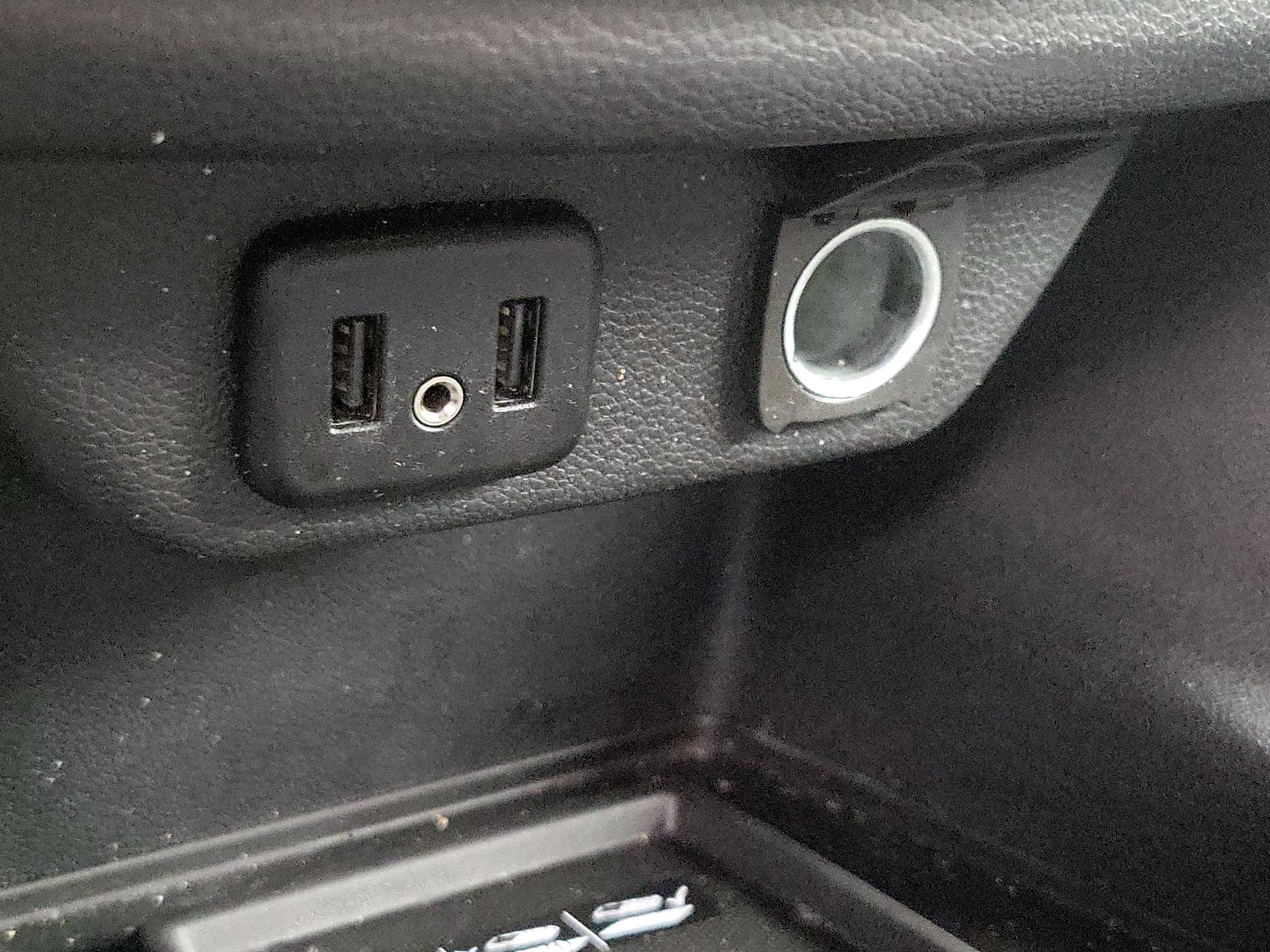 Thumbnail: 2022 Chevrolet Traverse - 18