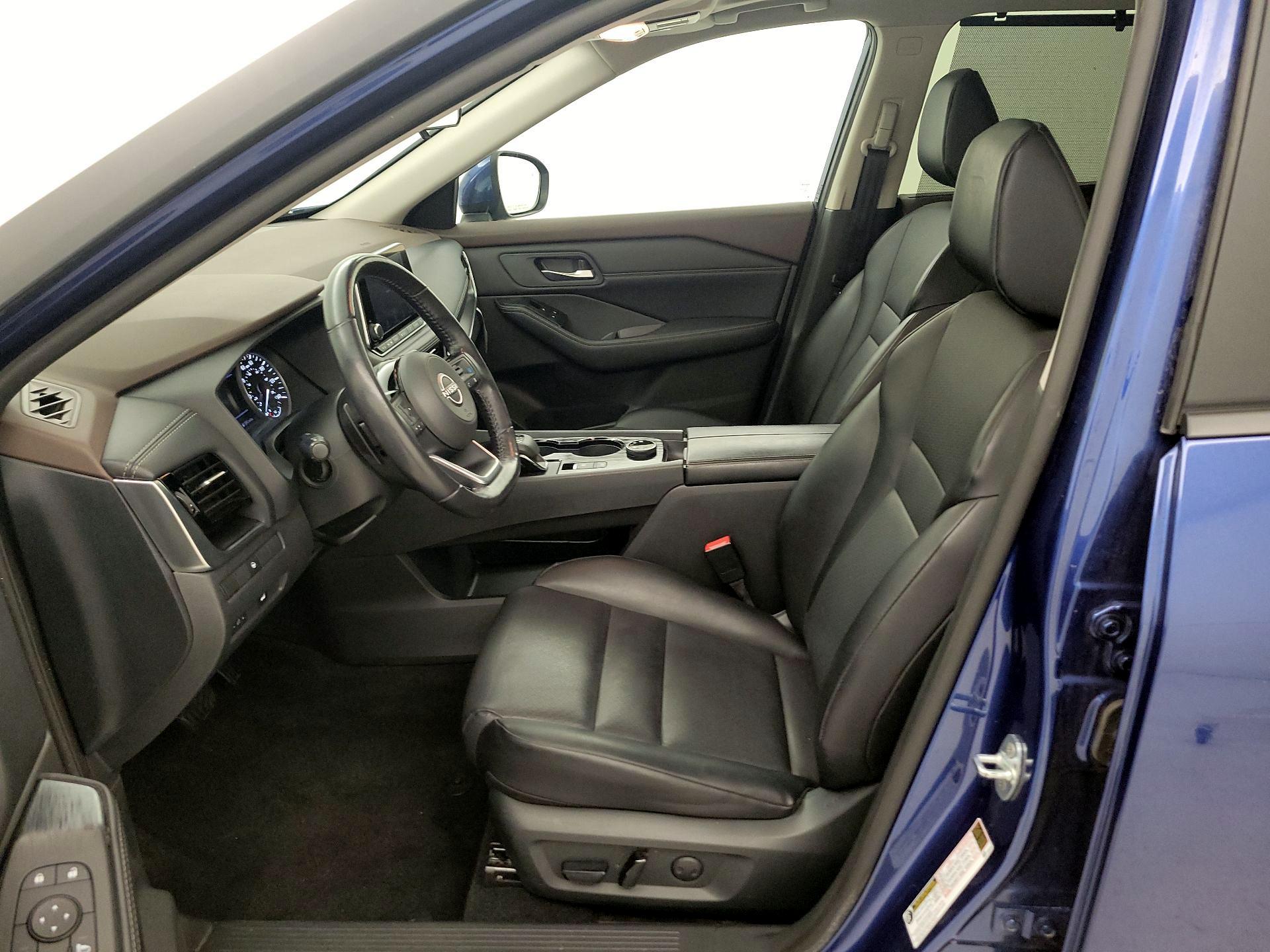 Thumbnail: 2023 Nissan Rogue - 11