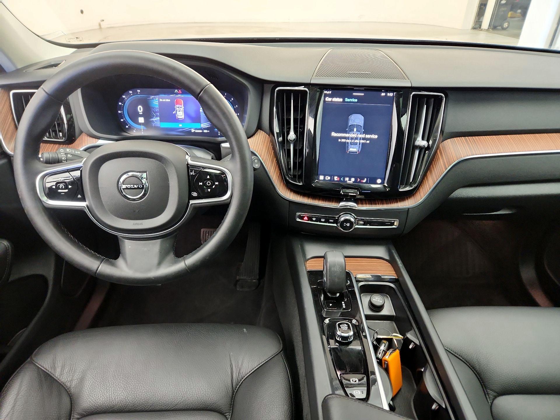 Thumbnail: 2024 Volvo XC60 - 9