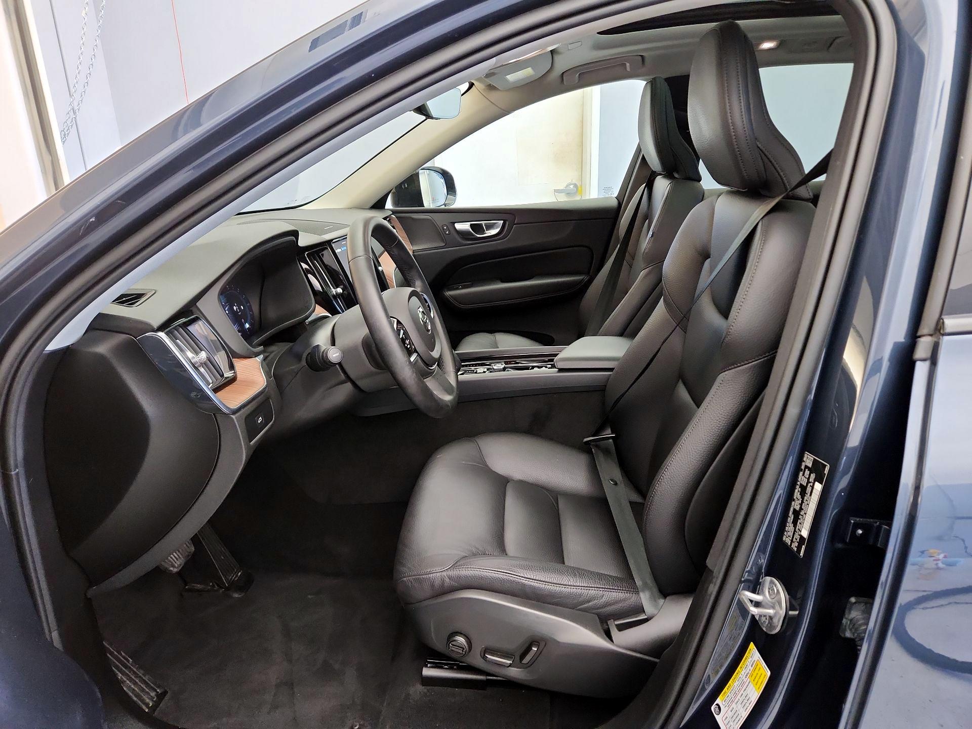 Thumbnail: 2024 Volvo XC60 - 11