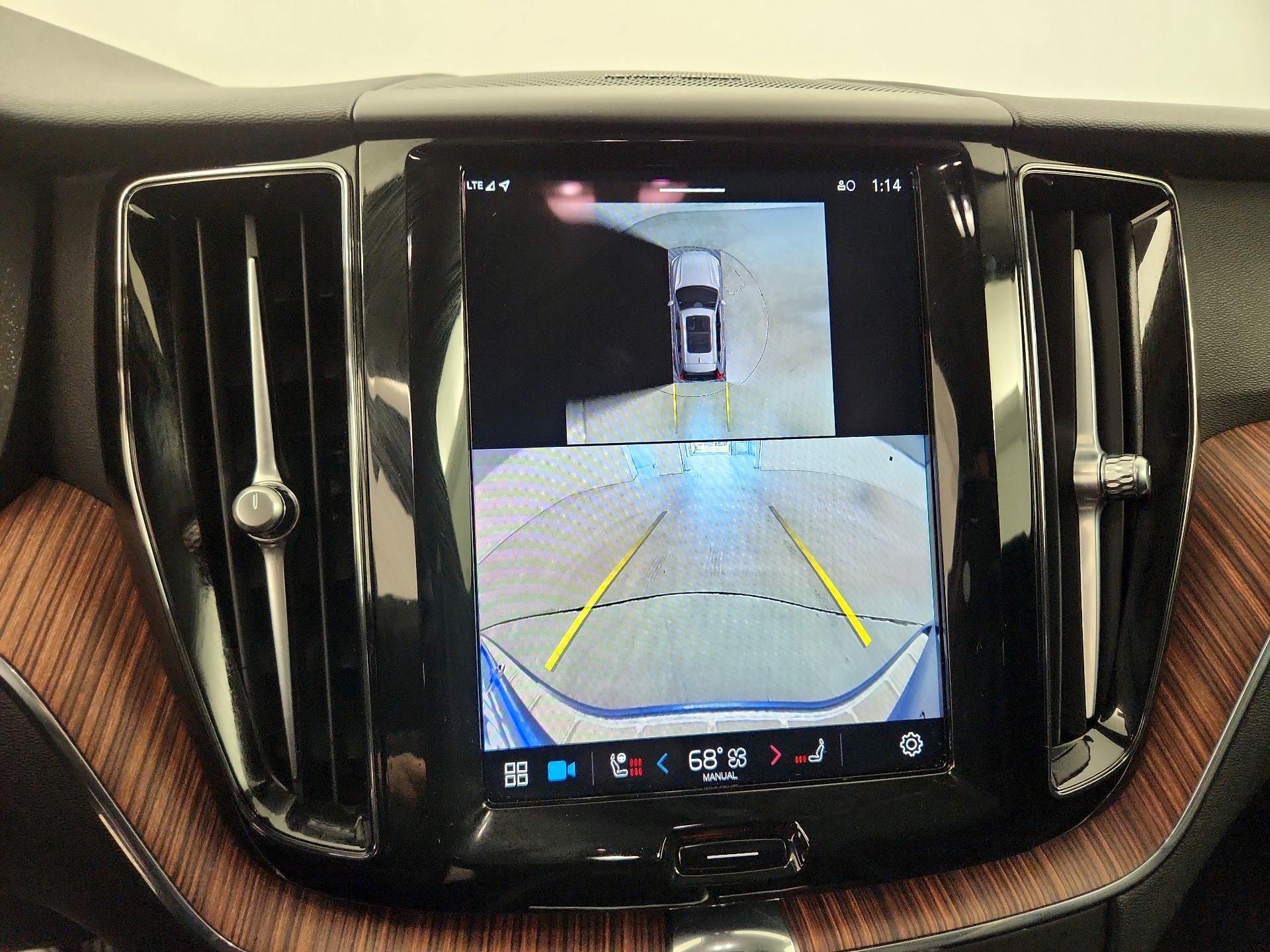 Thumbnail: 2024 Volvo XC60 - 15