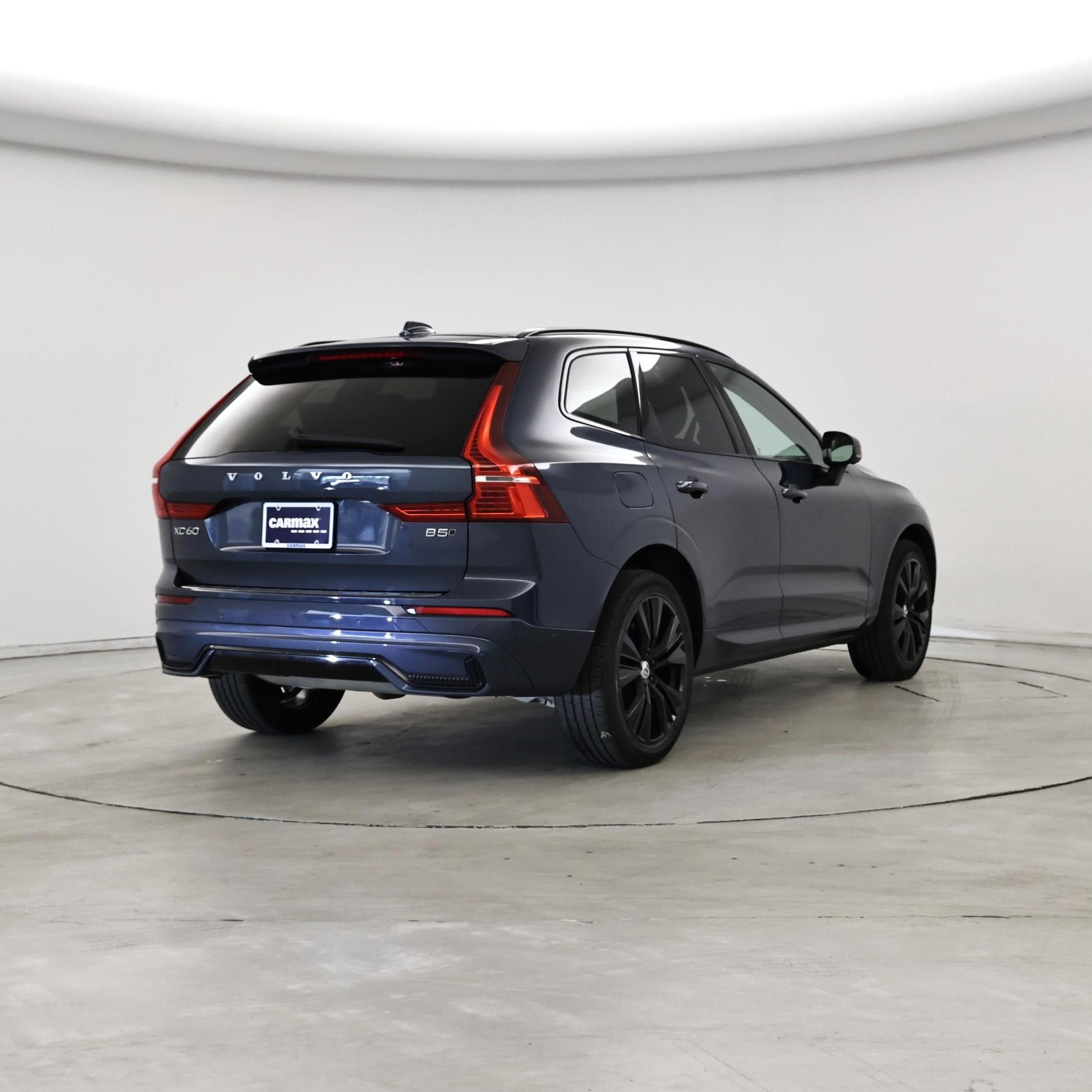 Thumbnail: 2024 Volvo XC60 - 8