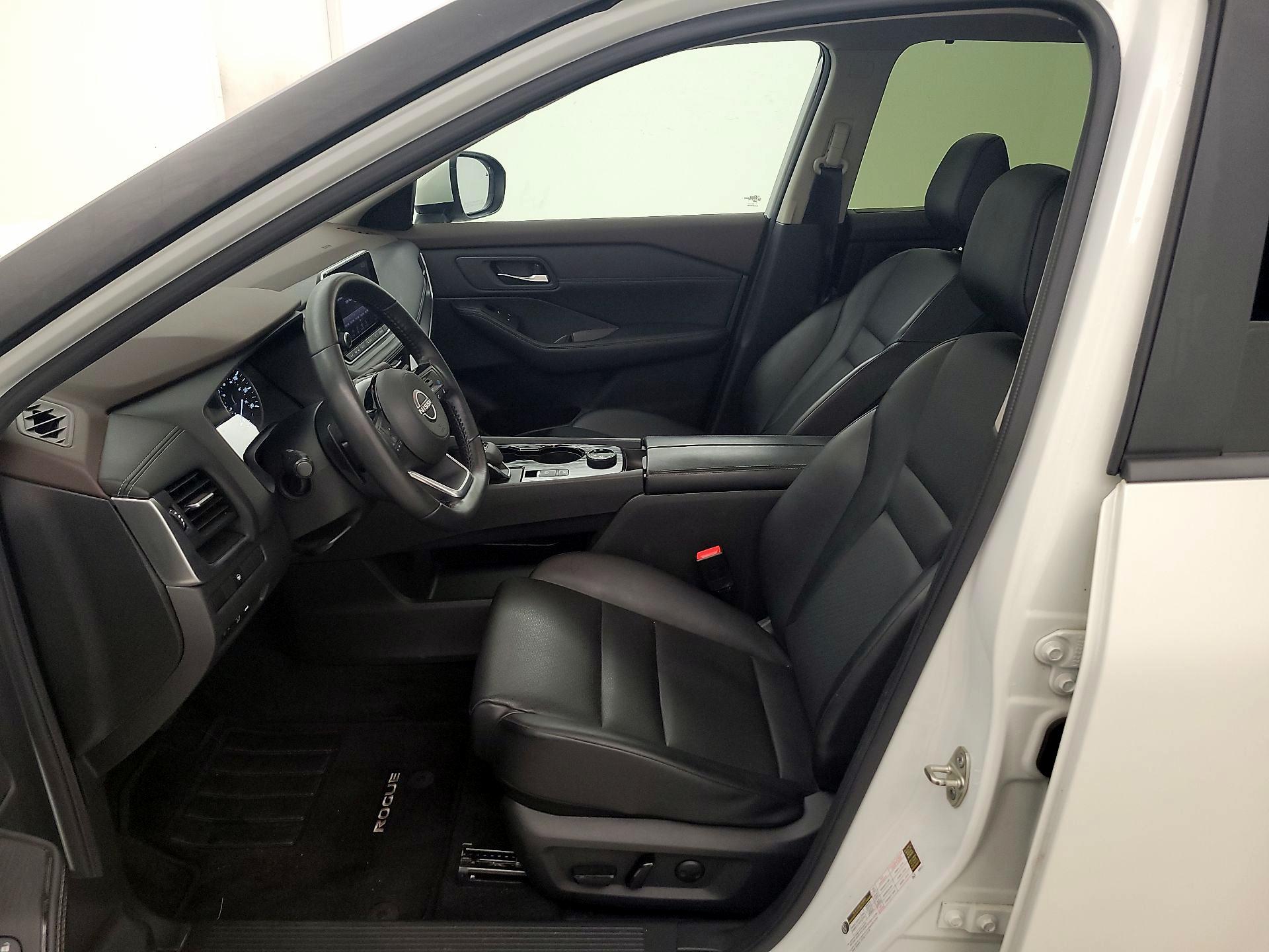 Thumbnail: 2023 Nissan Rogue - 11