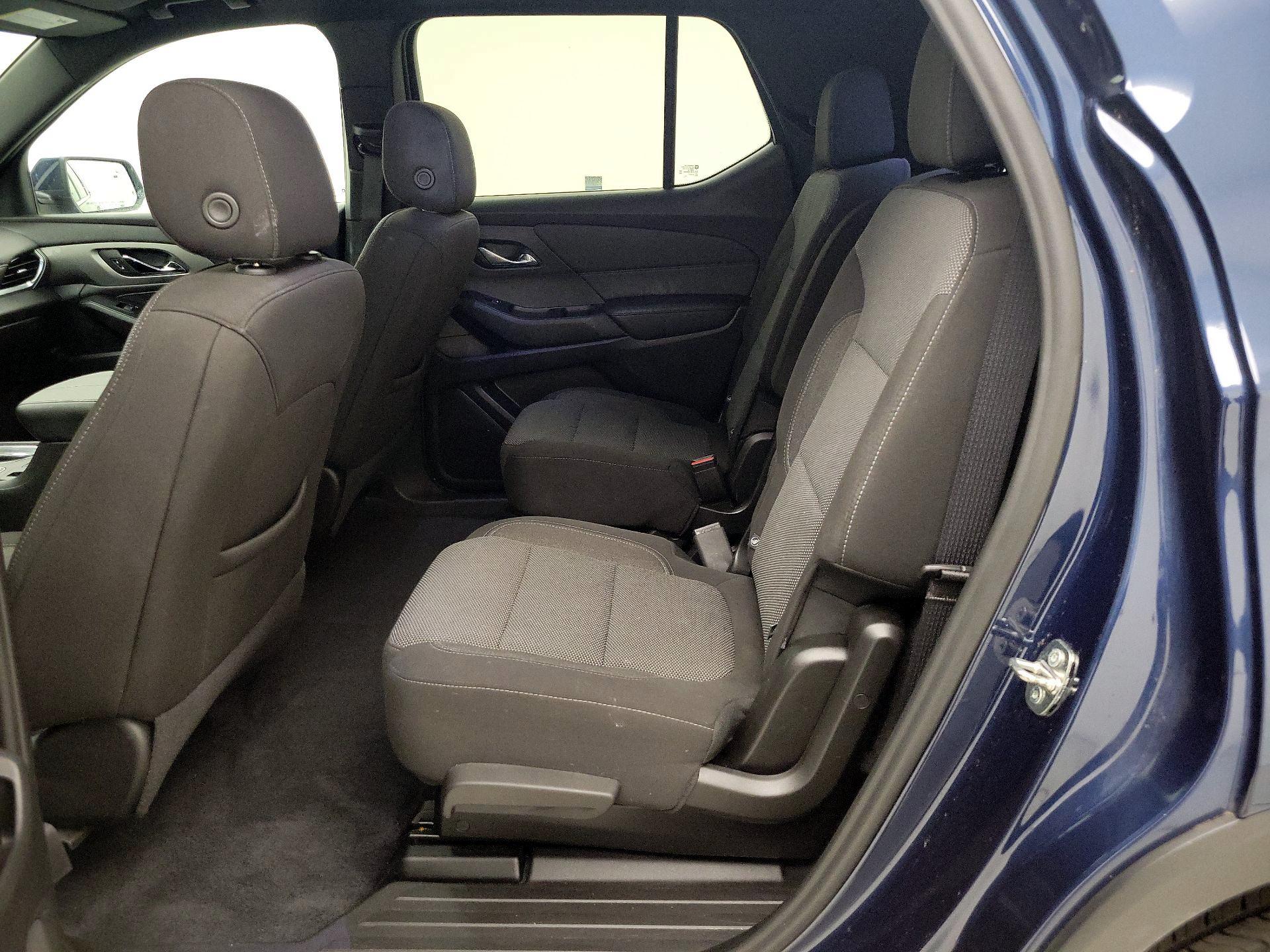 Thumbnail: 2023 Chevrolet Traverse - 19