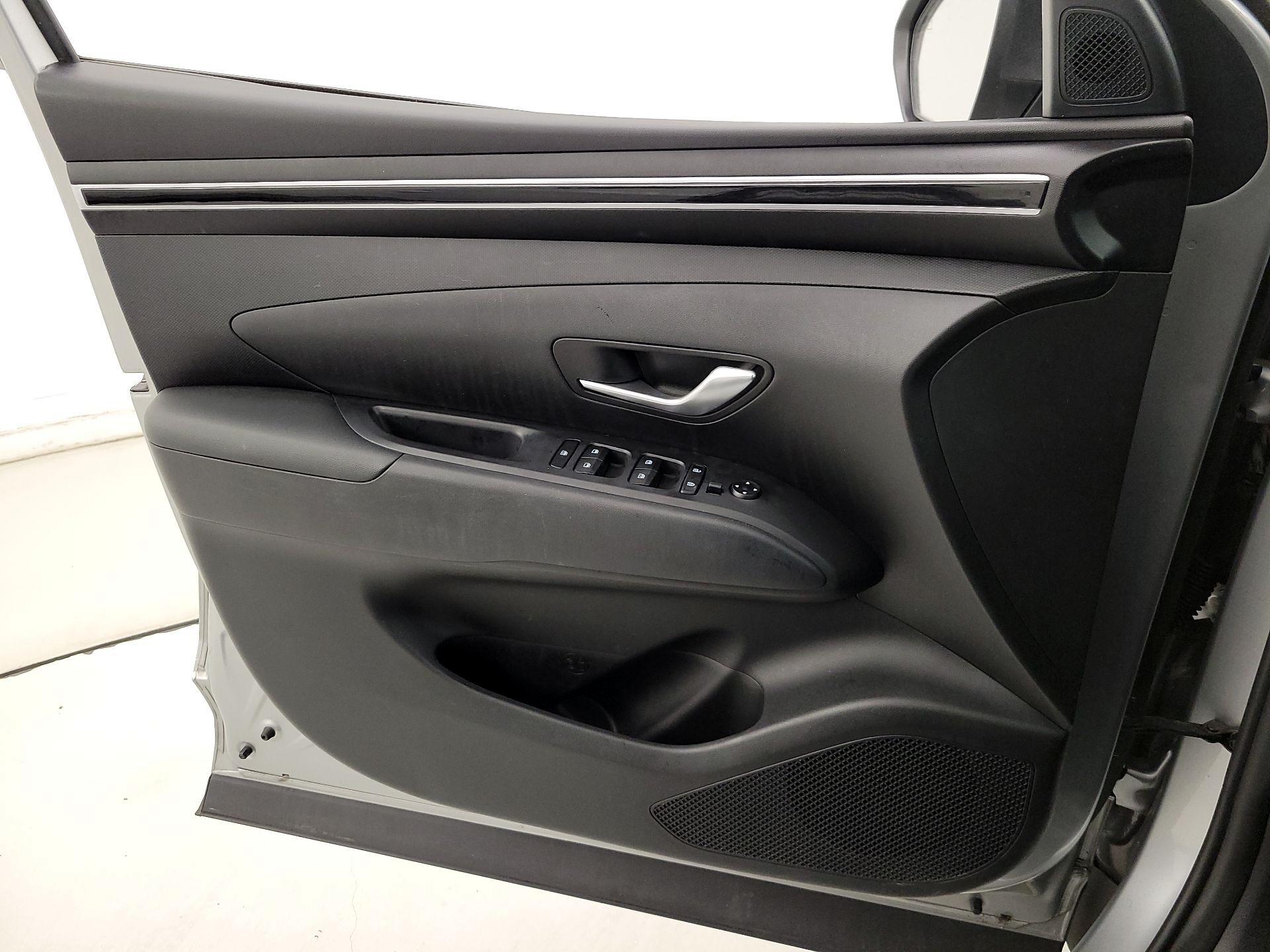 Thumbnail: 2023 Hyundai Tucson - 12