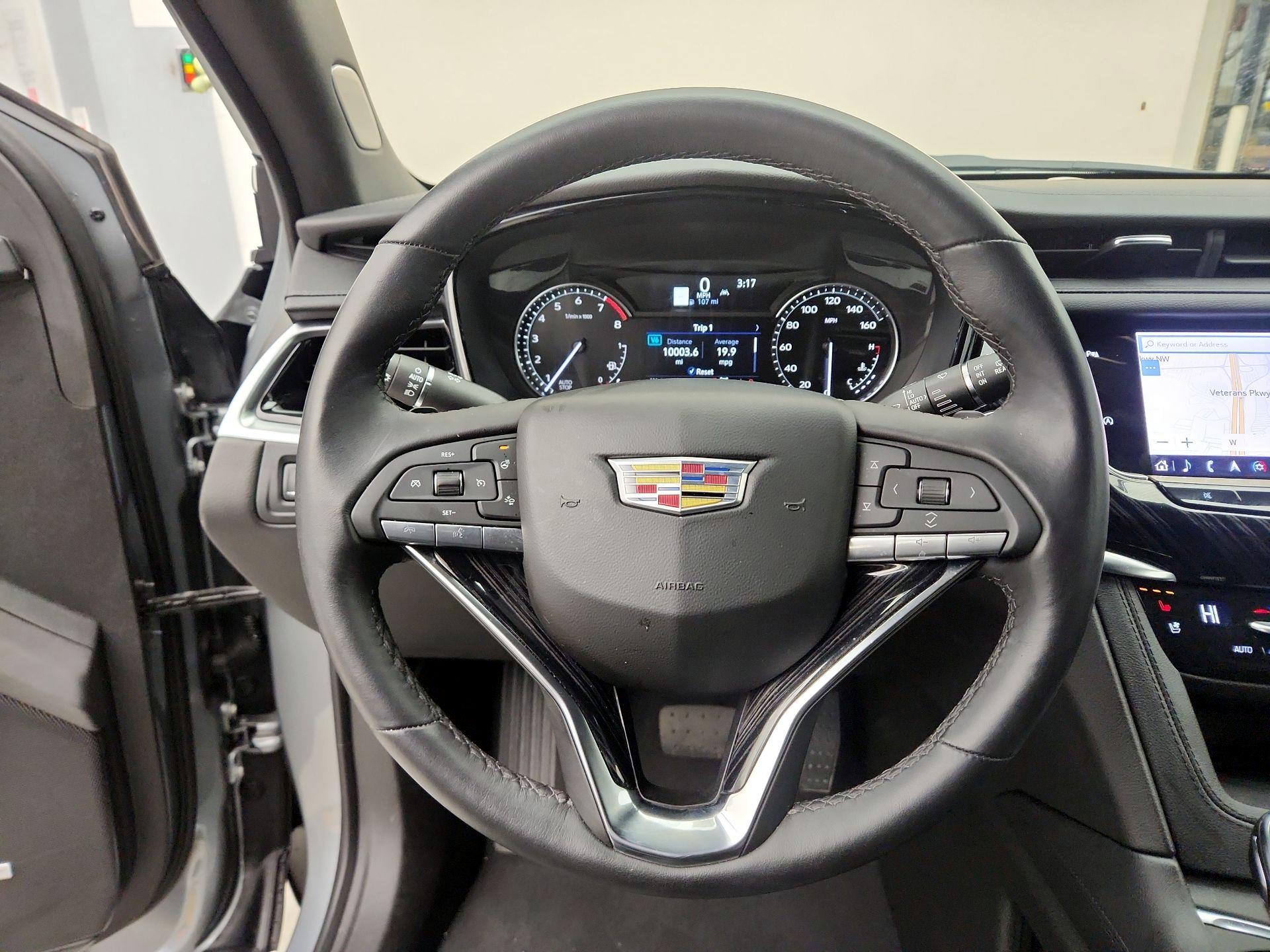 Thumbnail: 2025 Cadillac XT6 - 10