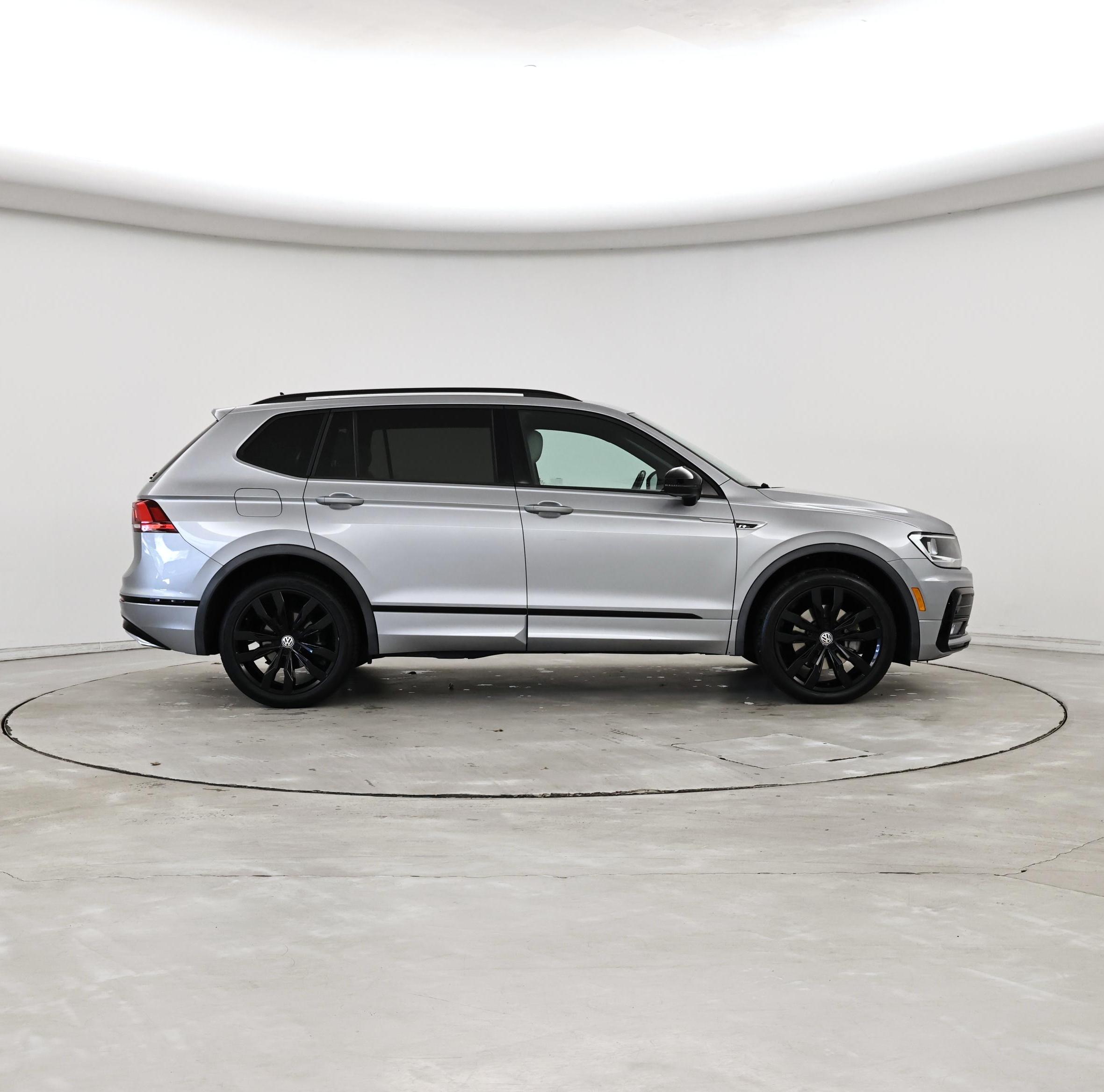 Thumbnail: 2020 Volkswagen Tiguan - 7