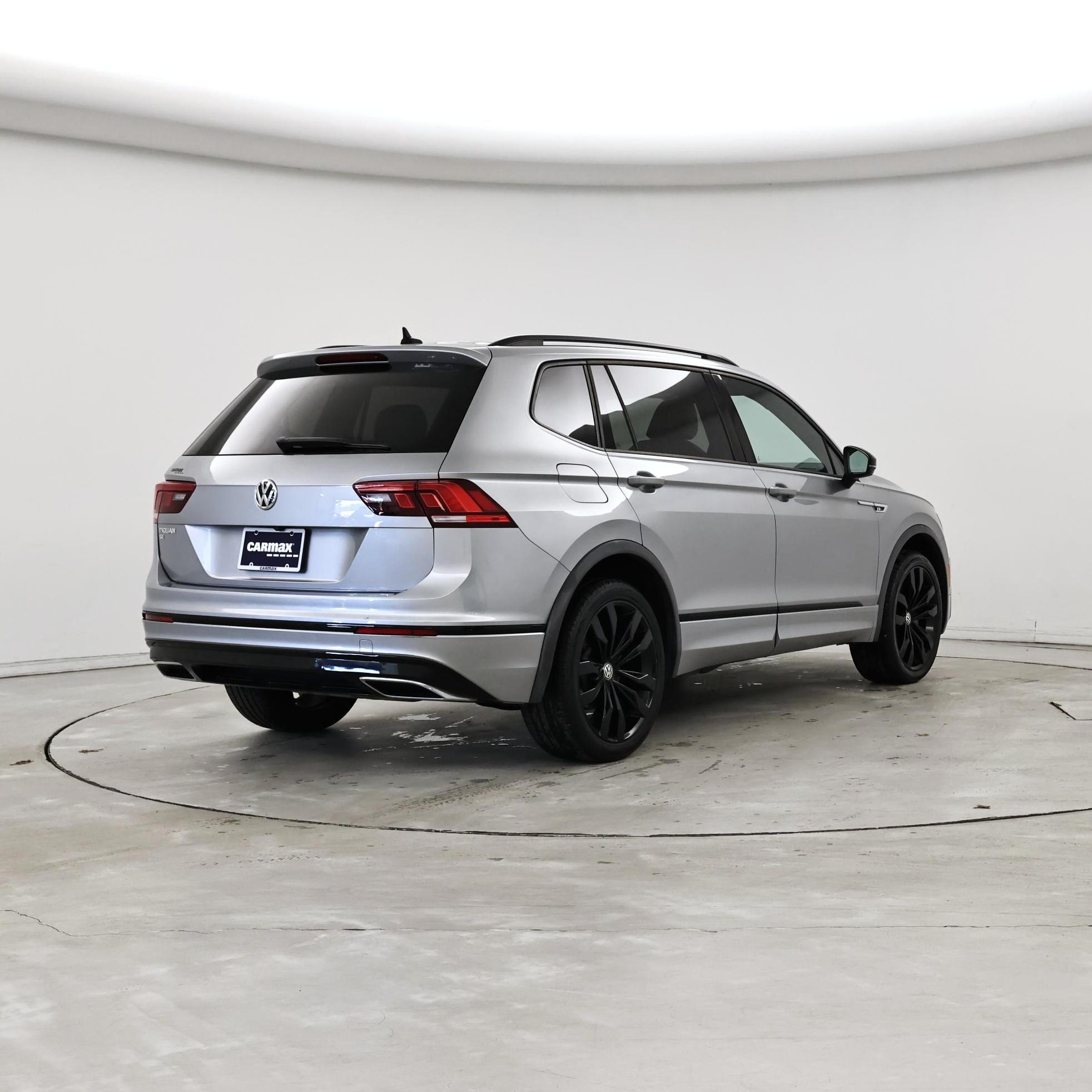 Thumbnail: 2020 Volkswagen Tiguan - 8