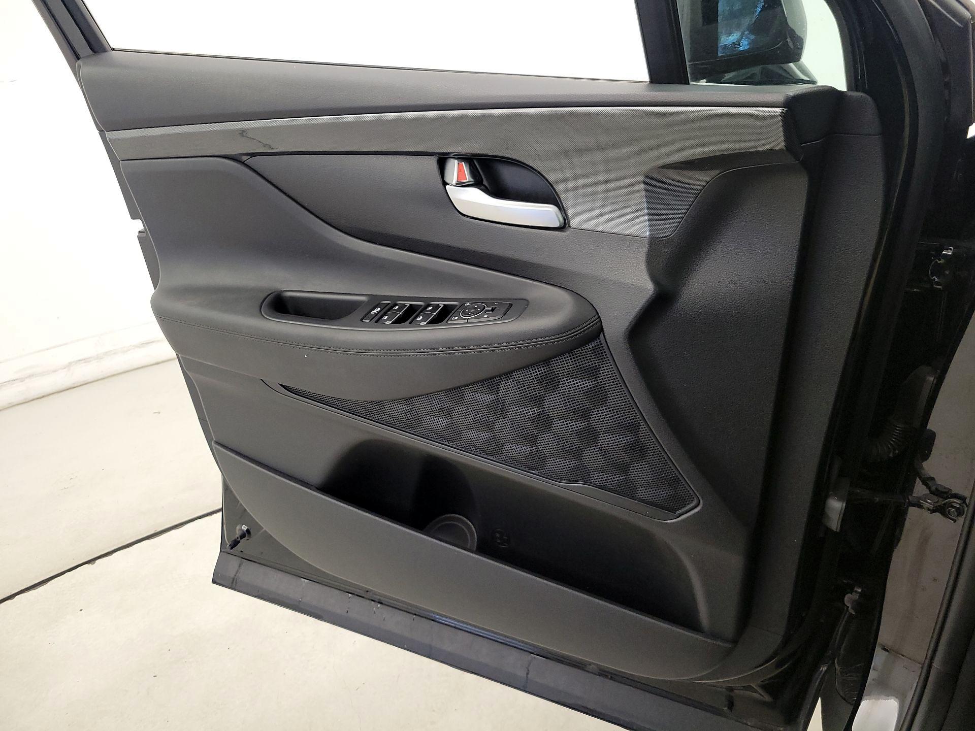 Thumbnail: 2023 Hyundai Santa Fe - 12