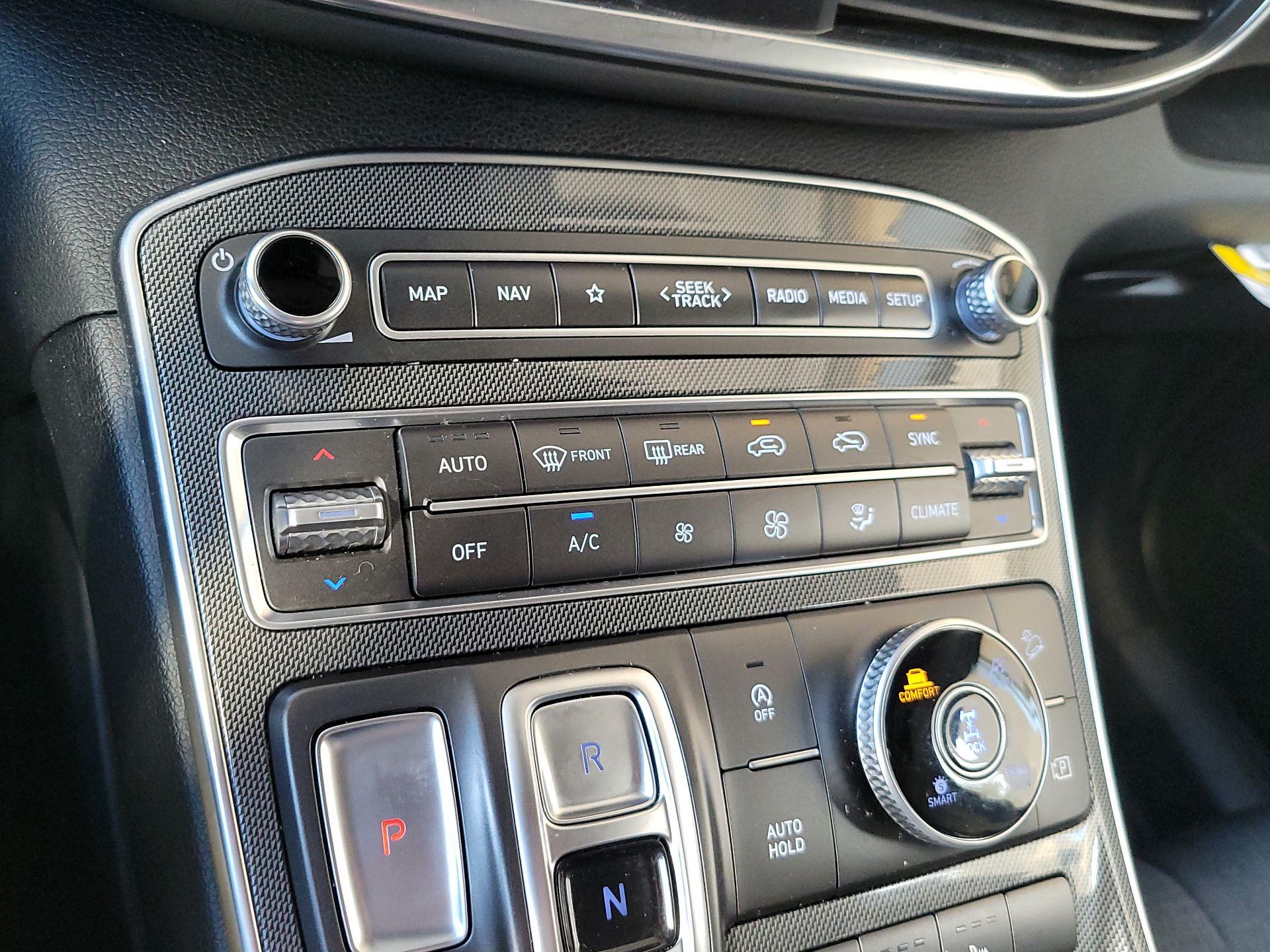 Thumbnail: 2023 Hyundai Santa Fe - 17