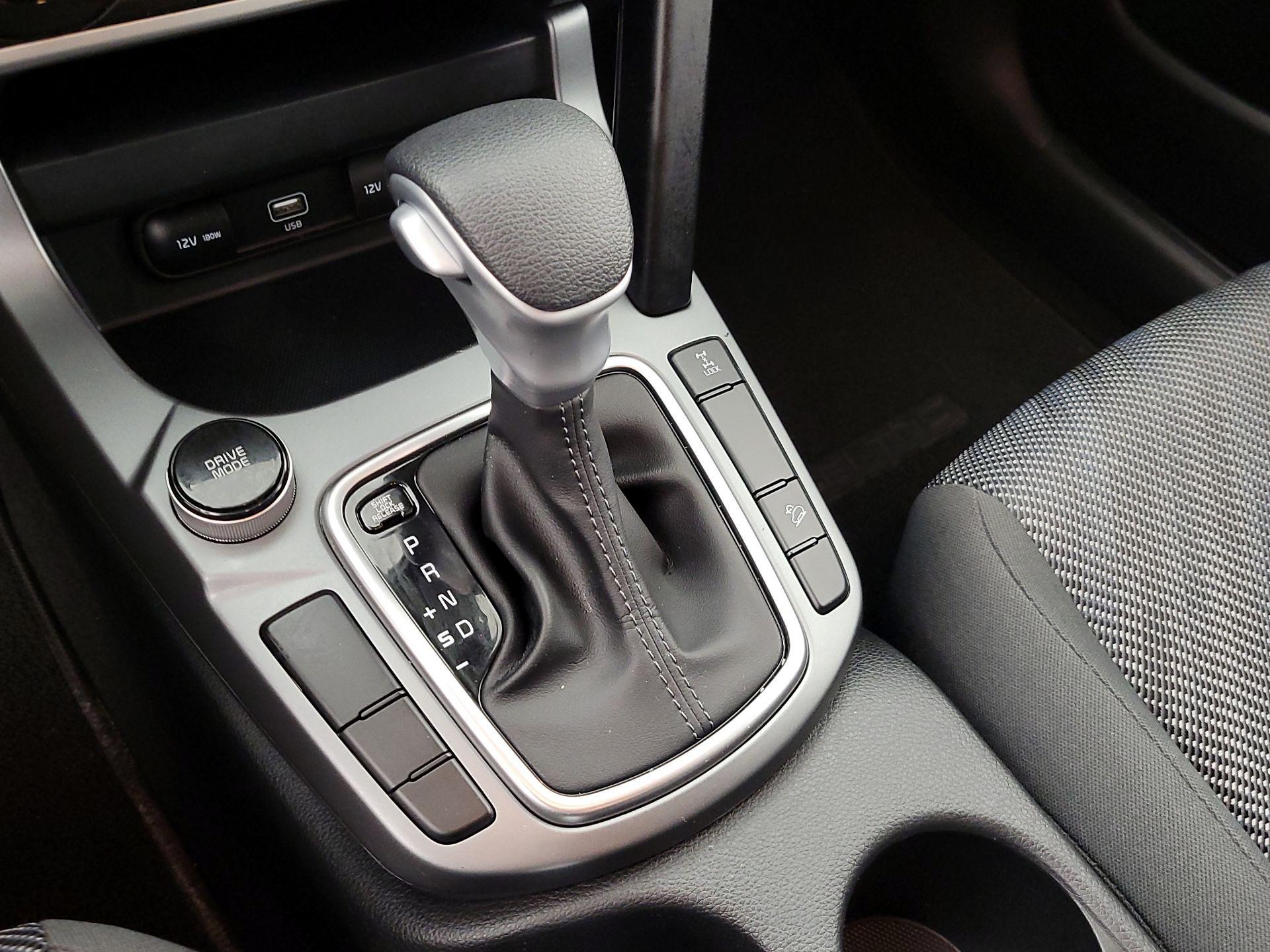 Thumbnail: 2023 Kia Seltos - 17