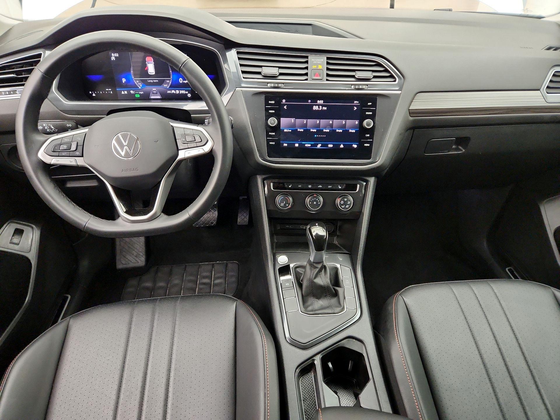 Thumbnail: 2024 Volkswagen Tiguan - 9