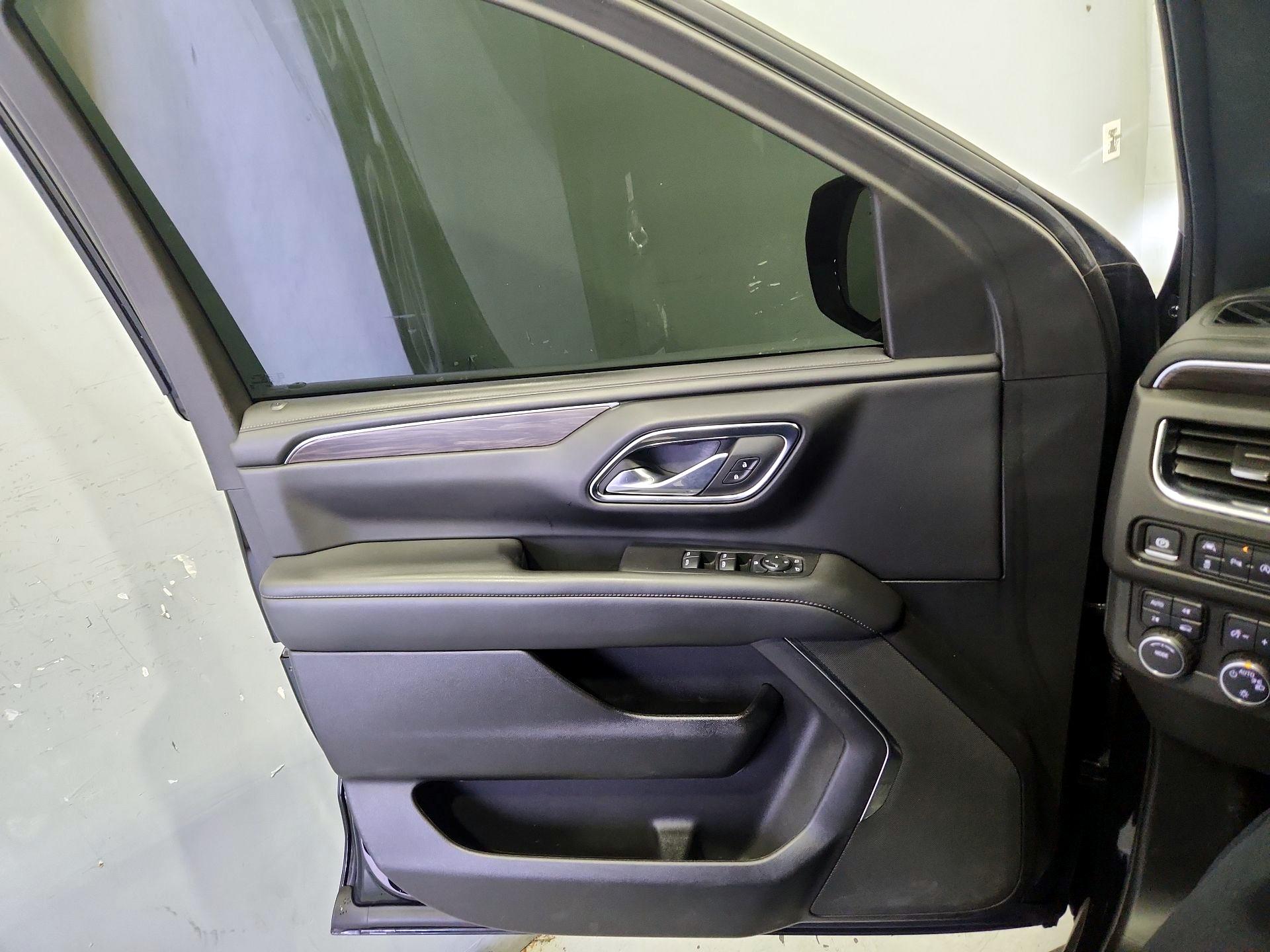 Thumbnail: 2024 Chevrolet Suburban - 12