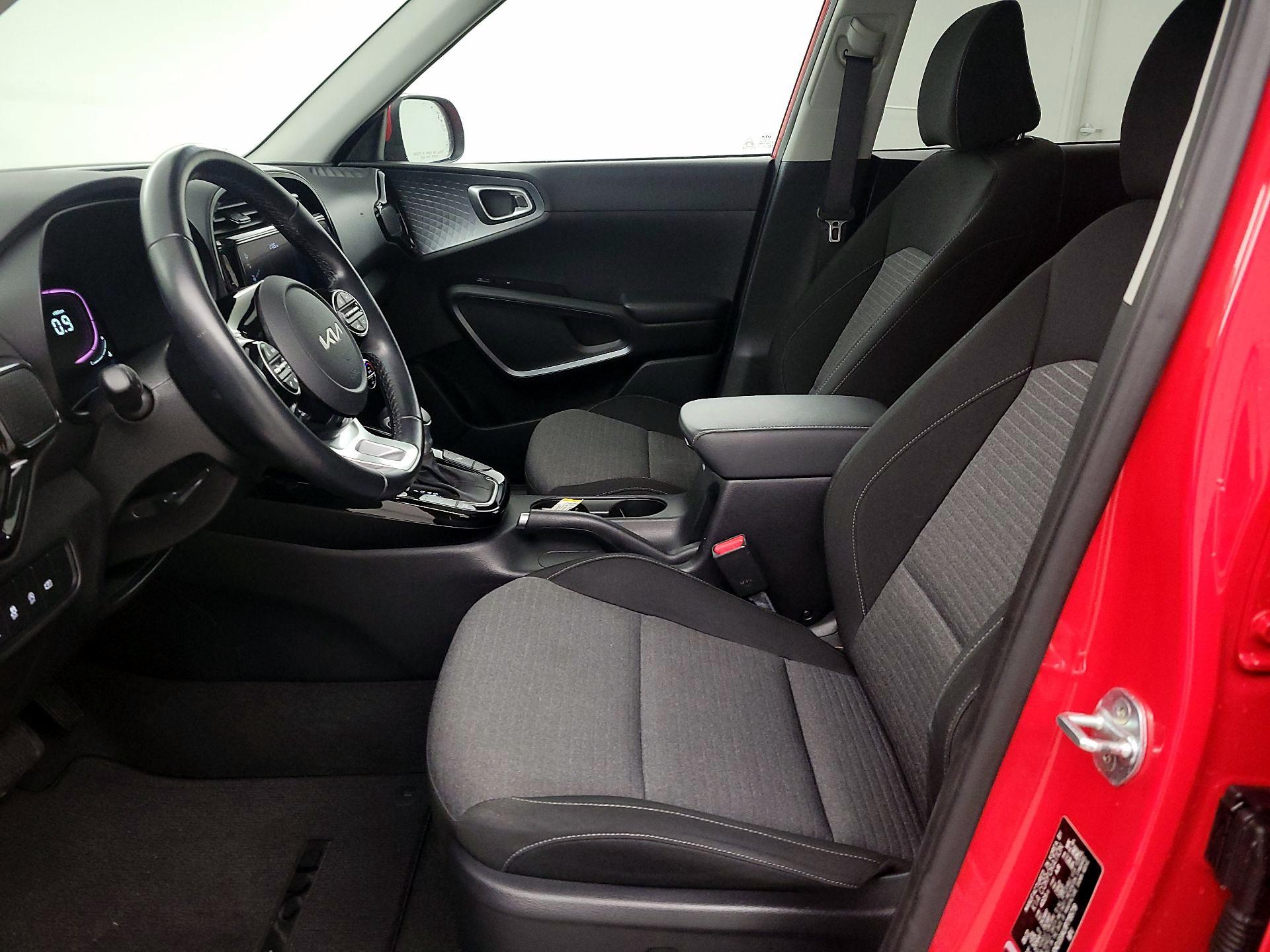 Thumbnail: 2023 Kia Soul - 11