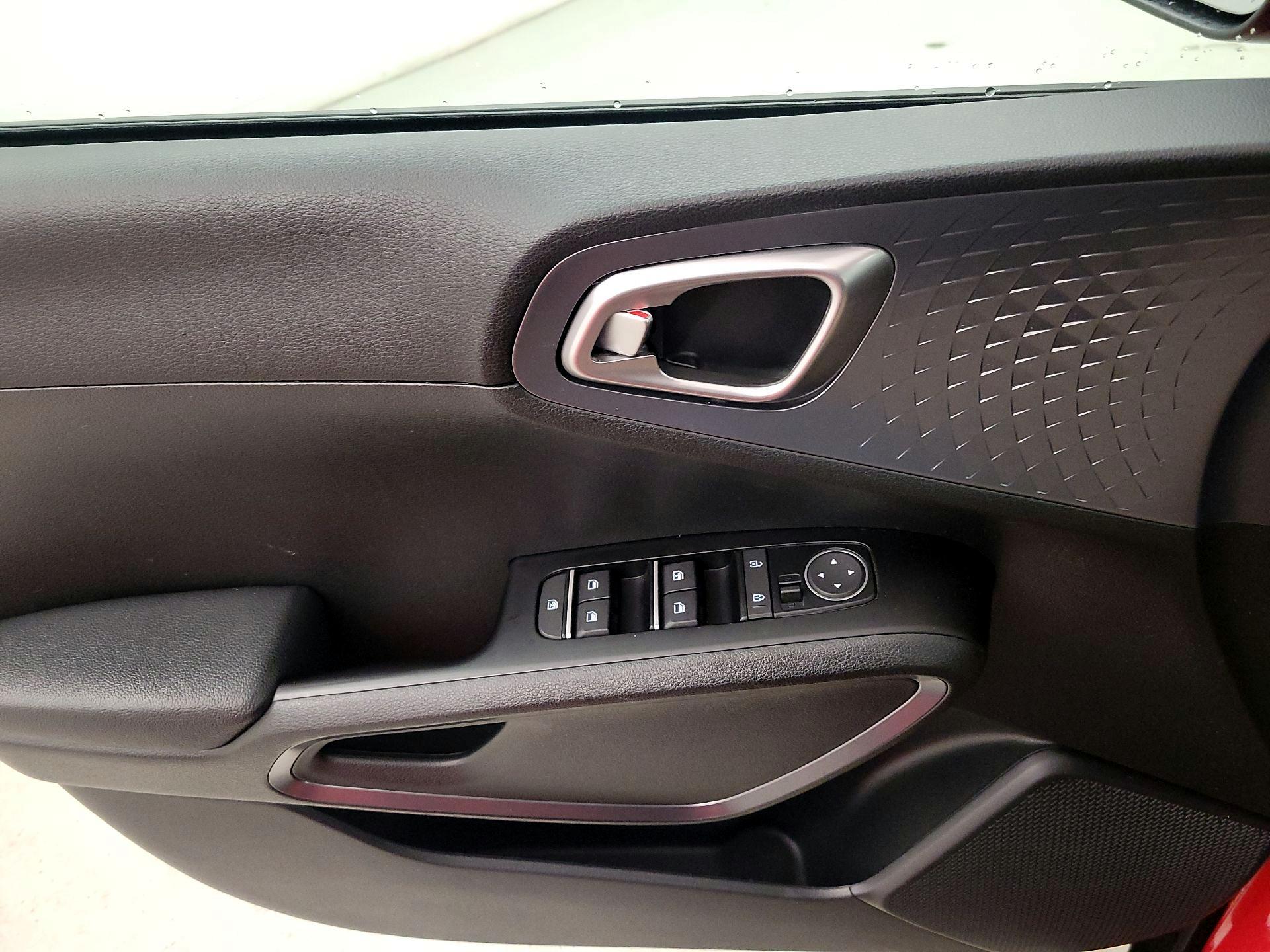 Thumbnail: 2023 Kia Soul - 12