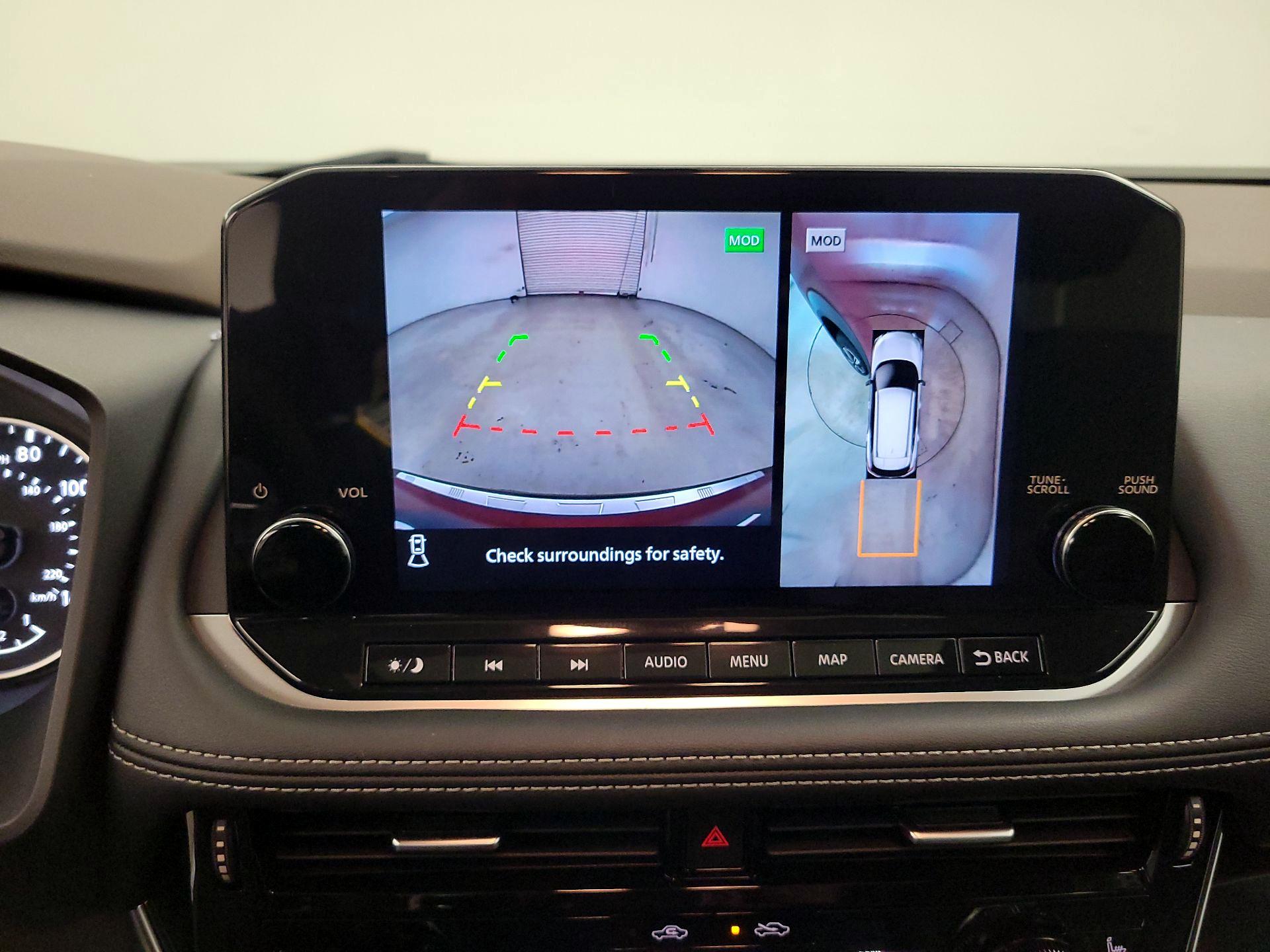 Thumbnail: 2022 Nissan Rogue - 15