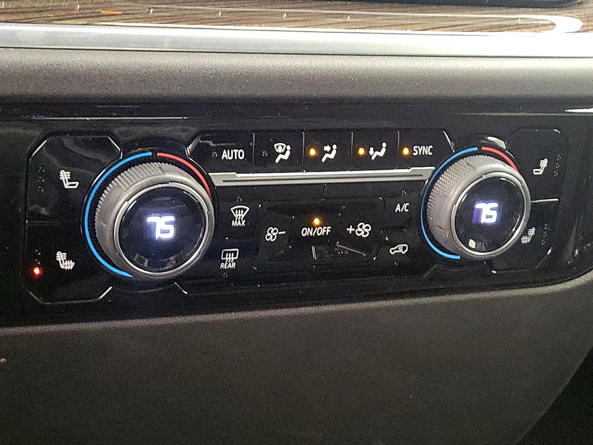 Thumbnail: 2023 Chevrolet Silverado 1500 - 16