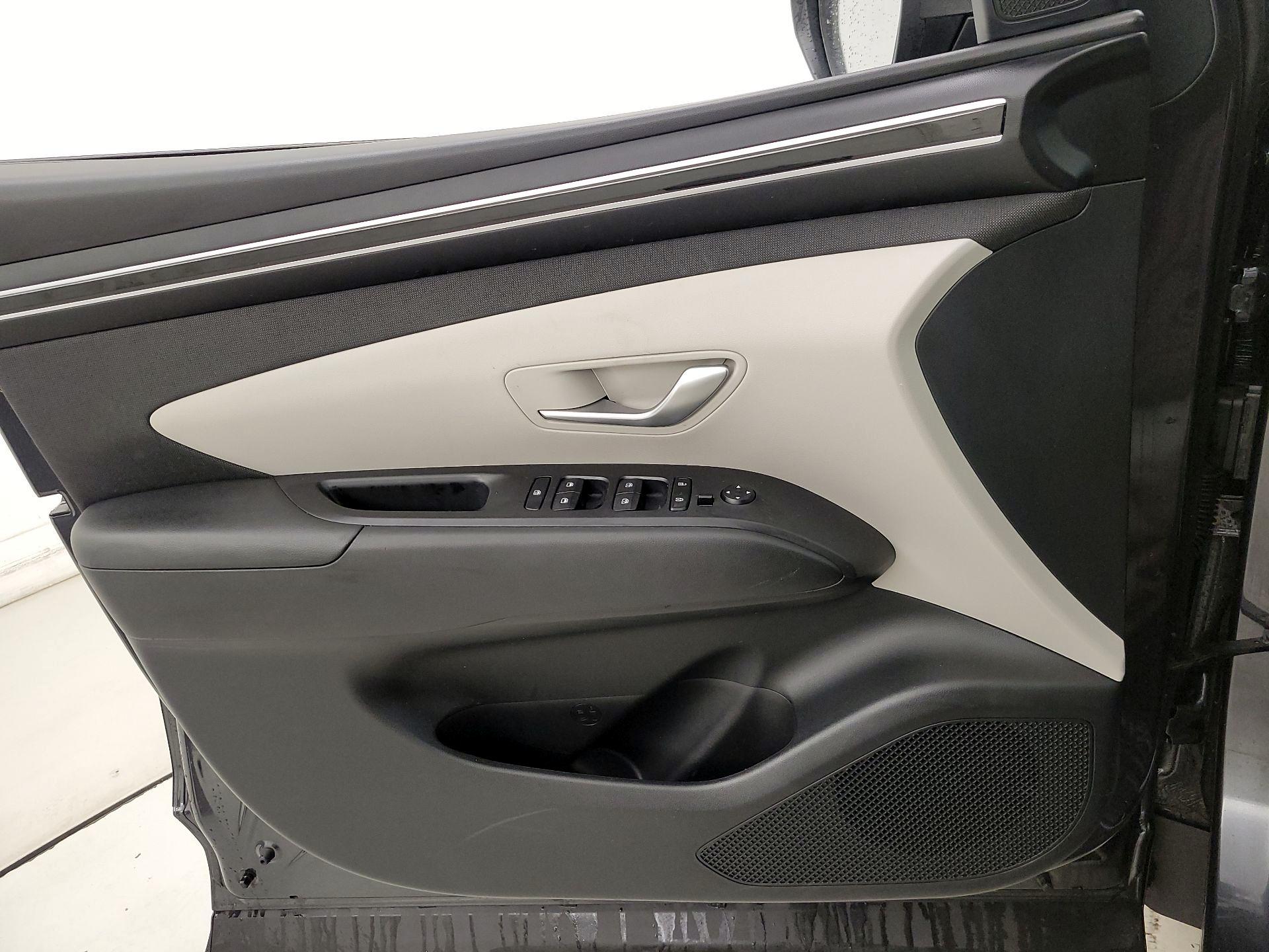 Thumbnail: 2023 Hyundai Tucson - 12