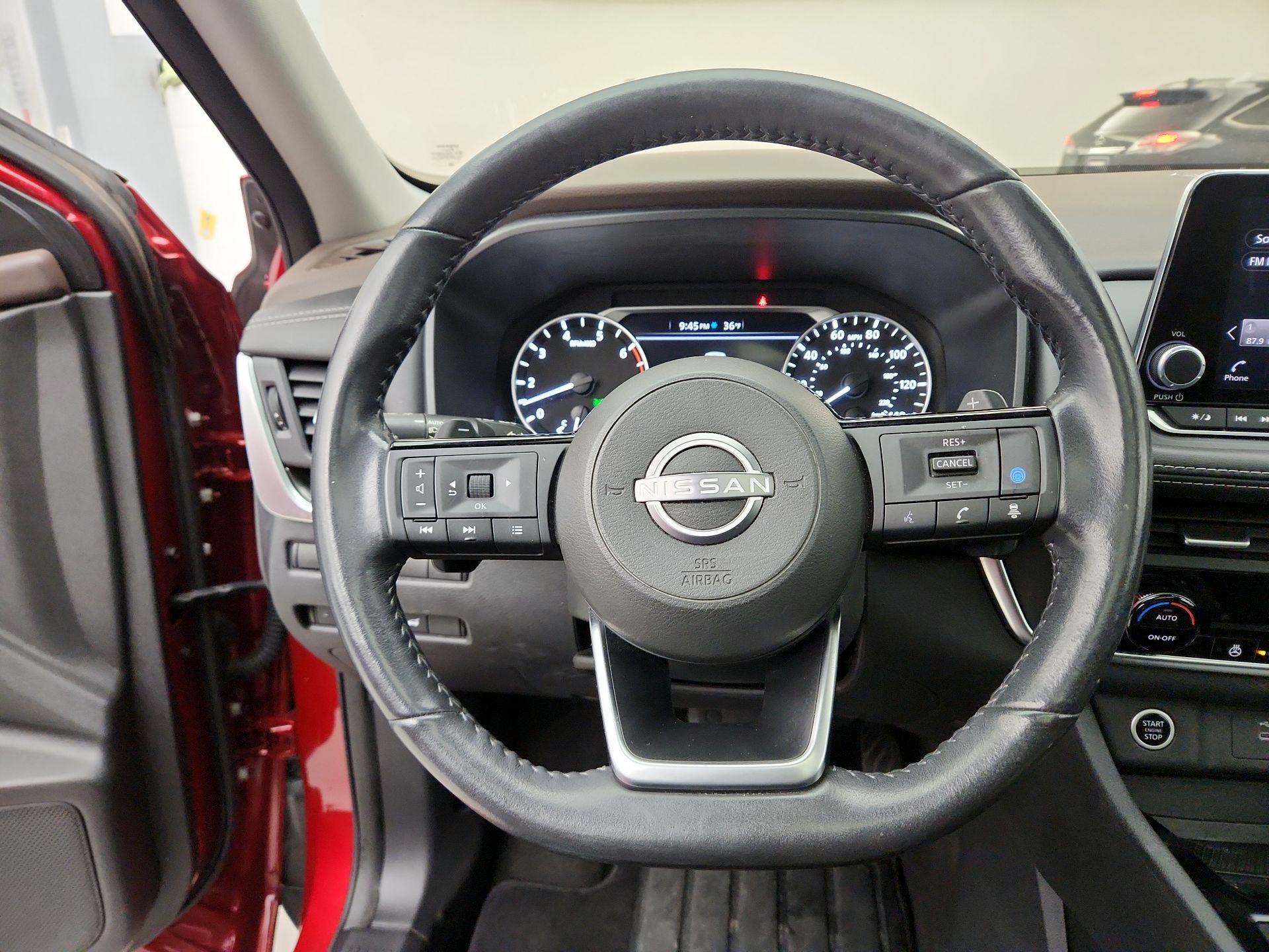 Thumbnail: 2023 Nissan Rogue - 10