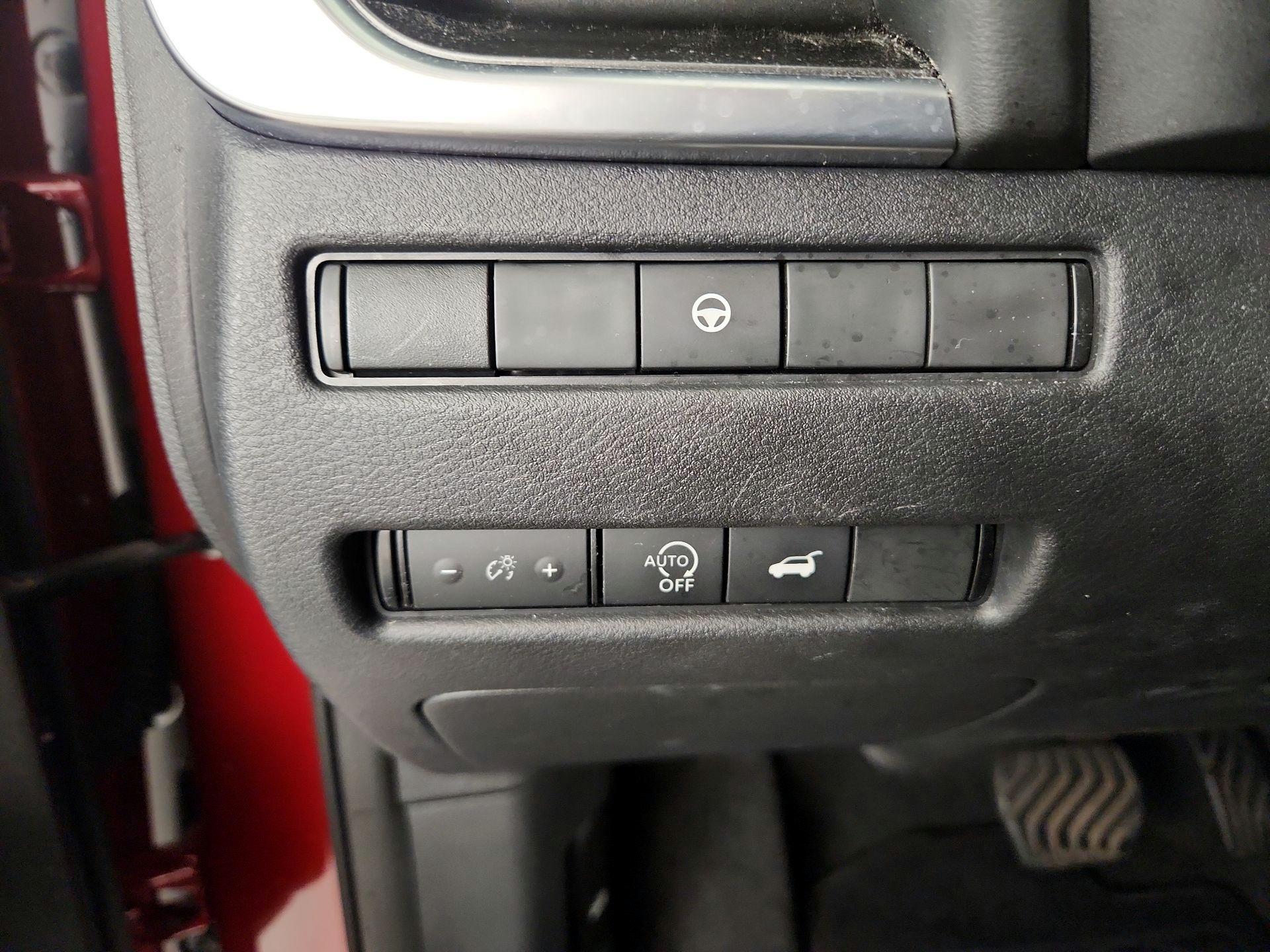 Thumbnail: 2023 Nissan Rogue - 13