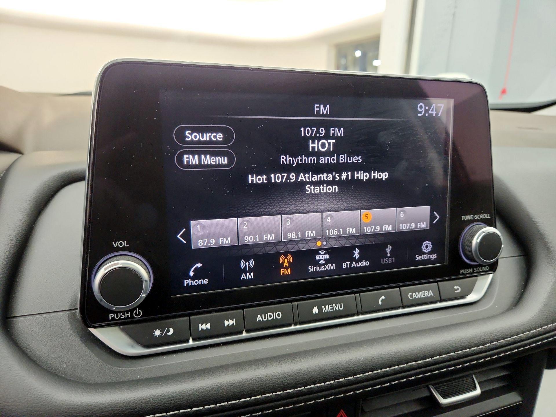 Thumbnail: 2023 Nissan Rogue - 15