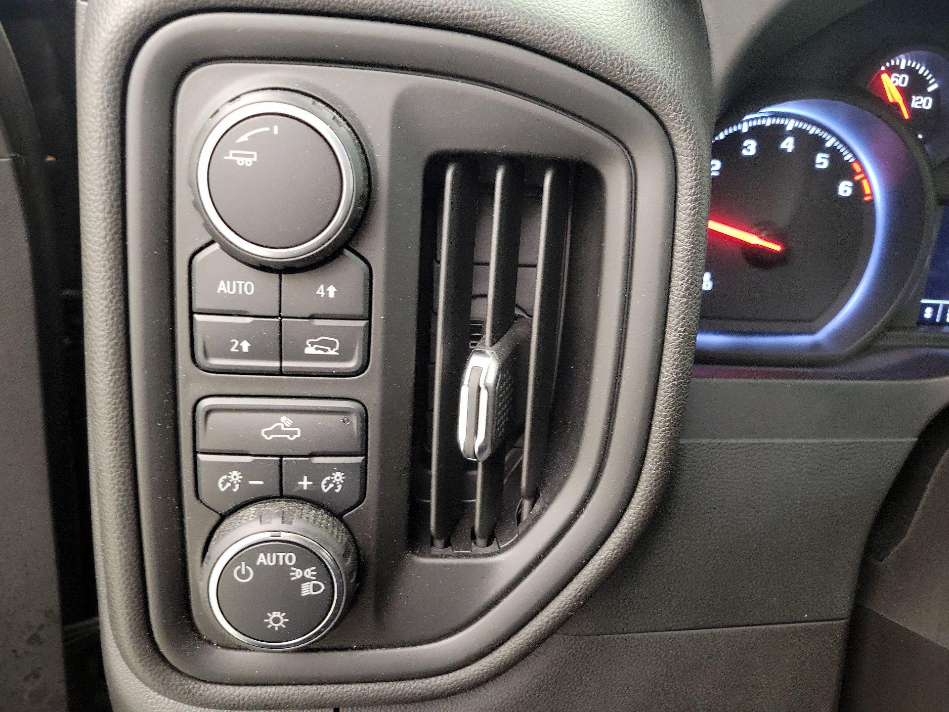 Thumbnail: 2022 Chevrolet Silverado 1500 - 13