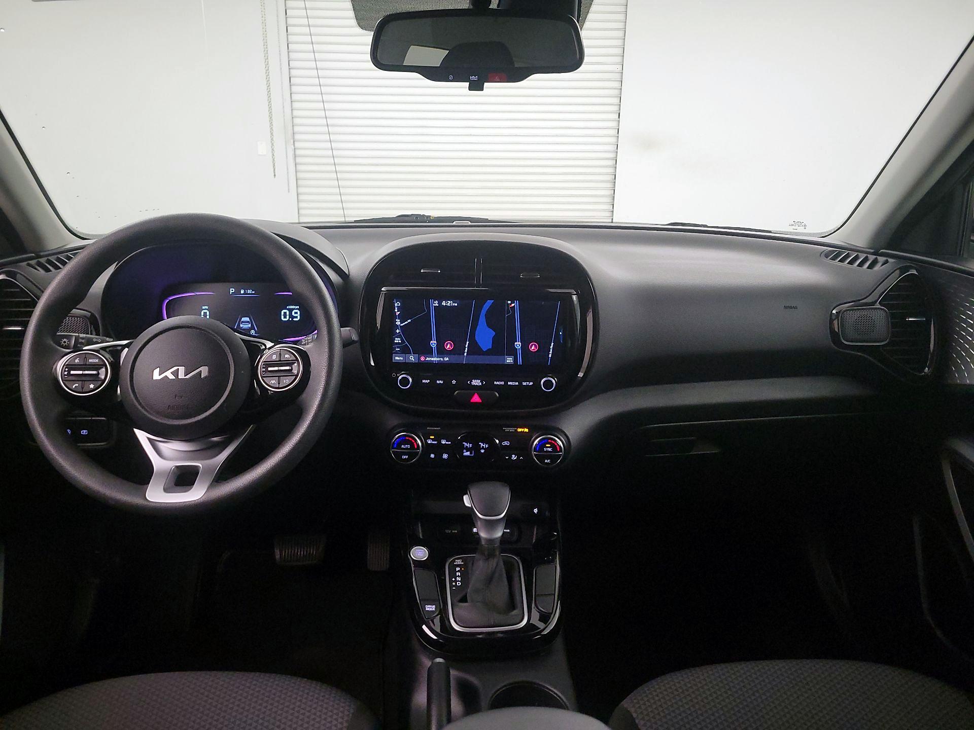 Thumbnail: 2023 Kia Soul - 9