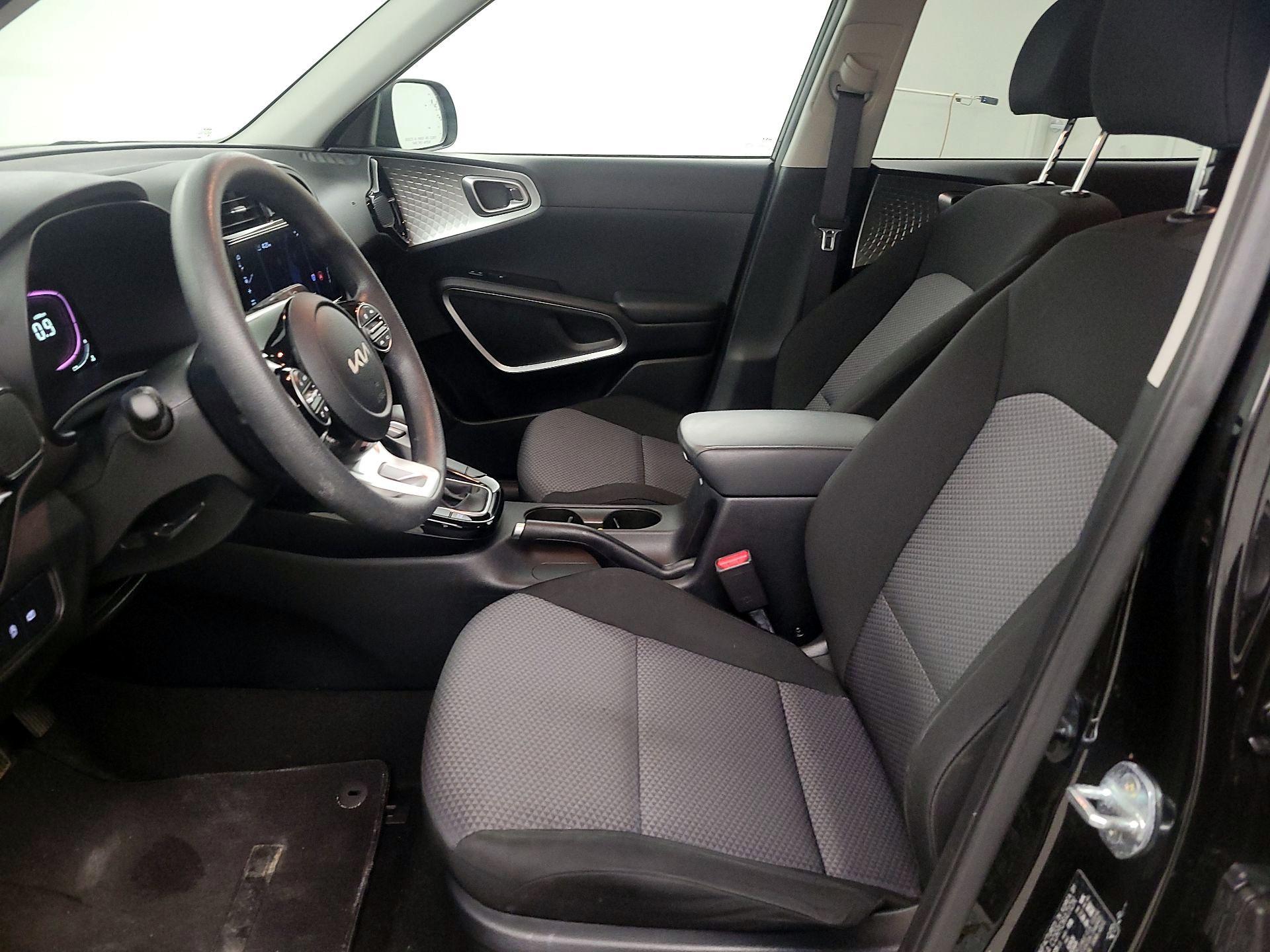 Thumbnail: 2023 Kia Soul - 11