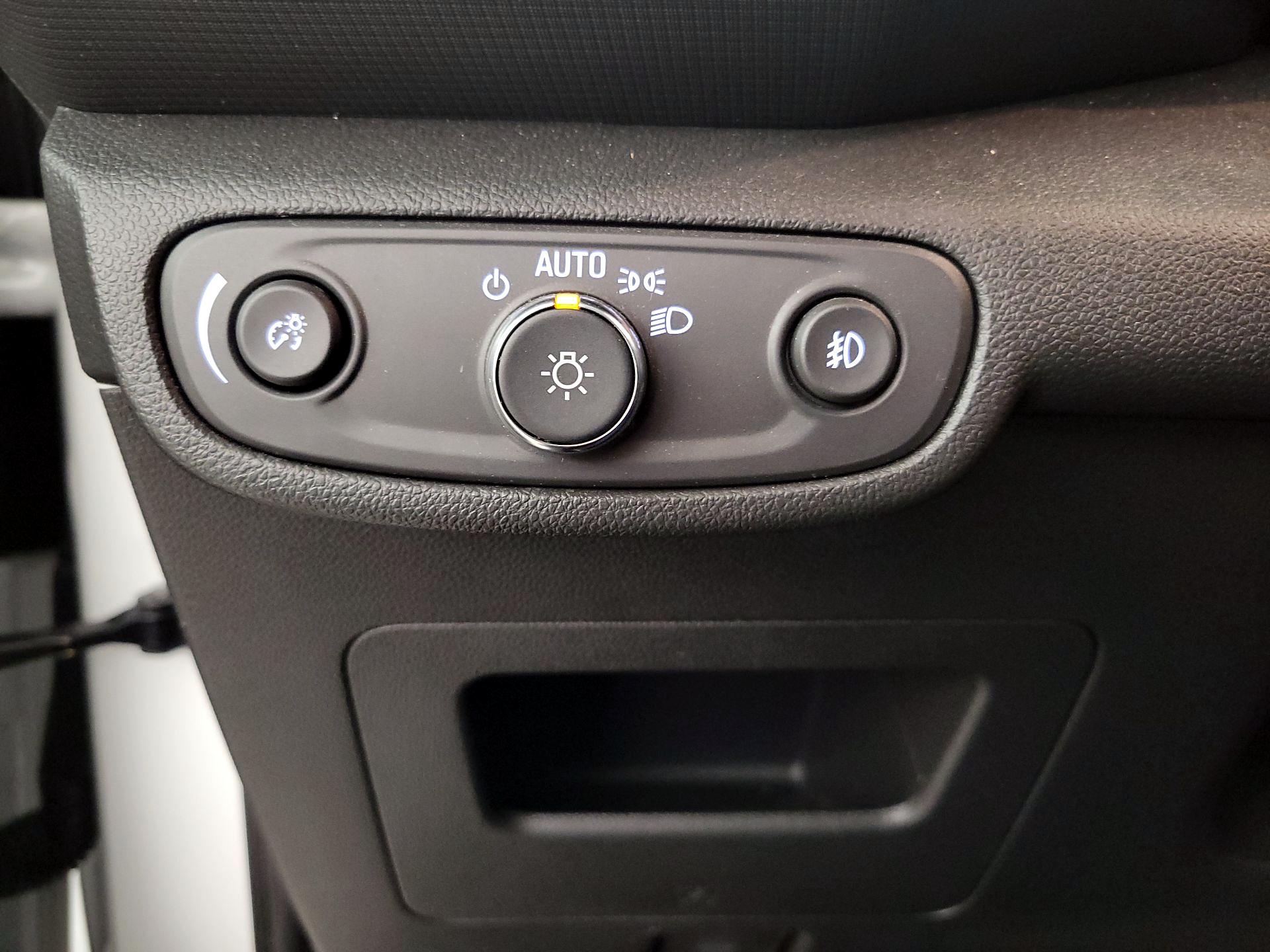 Thumbnail: 2023 Chevrolet TrailBlazer - 13