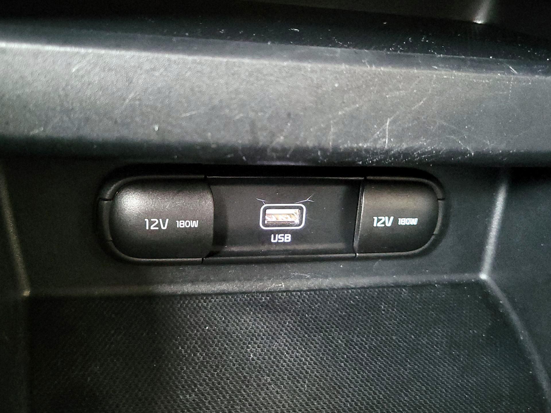 Thumbnail: 2022 Kia Seltos - 18