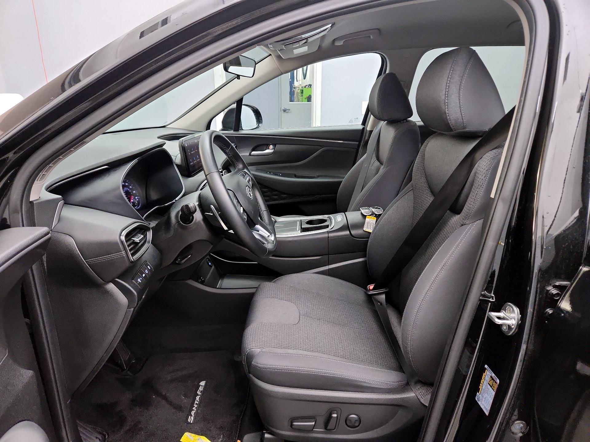 Thumbnail: 2023 Hyundai Santa Fe - 11