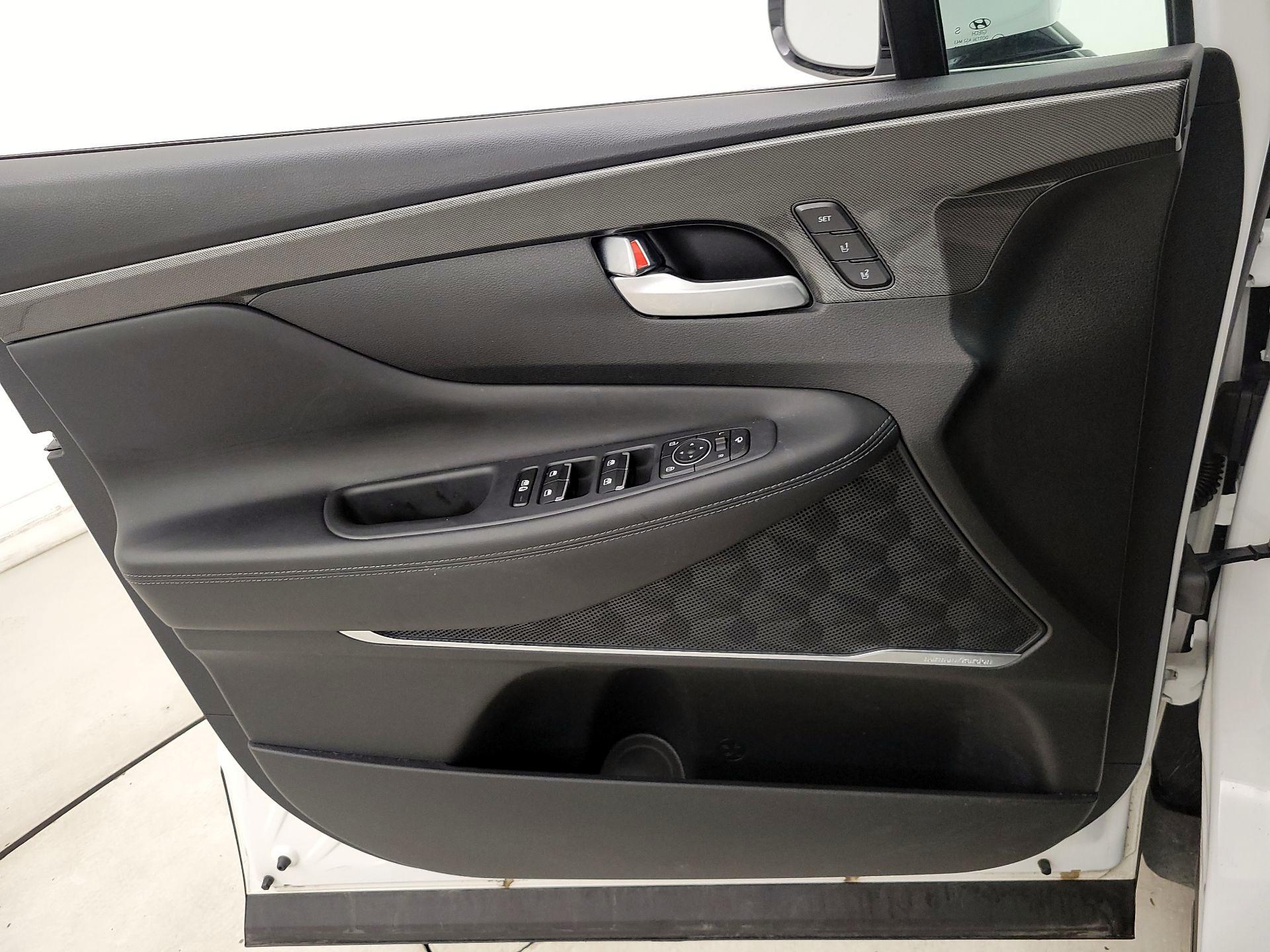 Thumbnail: 2023 Hyundai Santa Fe - 12