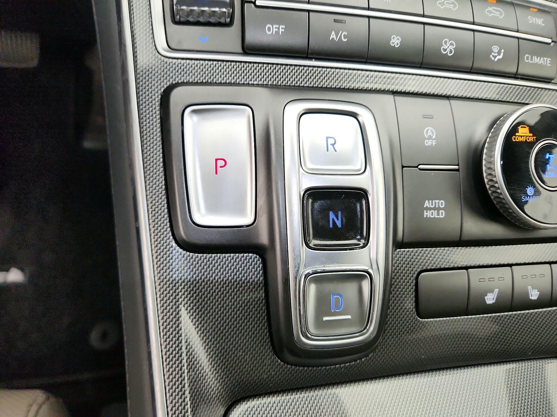 Thumbnail: 2023 Hyundai Santa Fe - 18