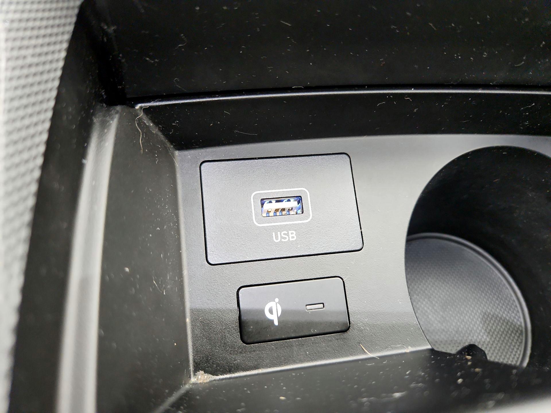 Thumbnail: 2023 Hyundai Santa Fe - 19