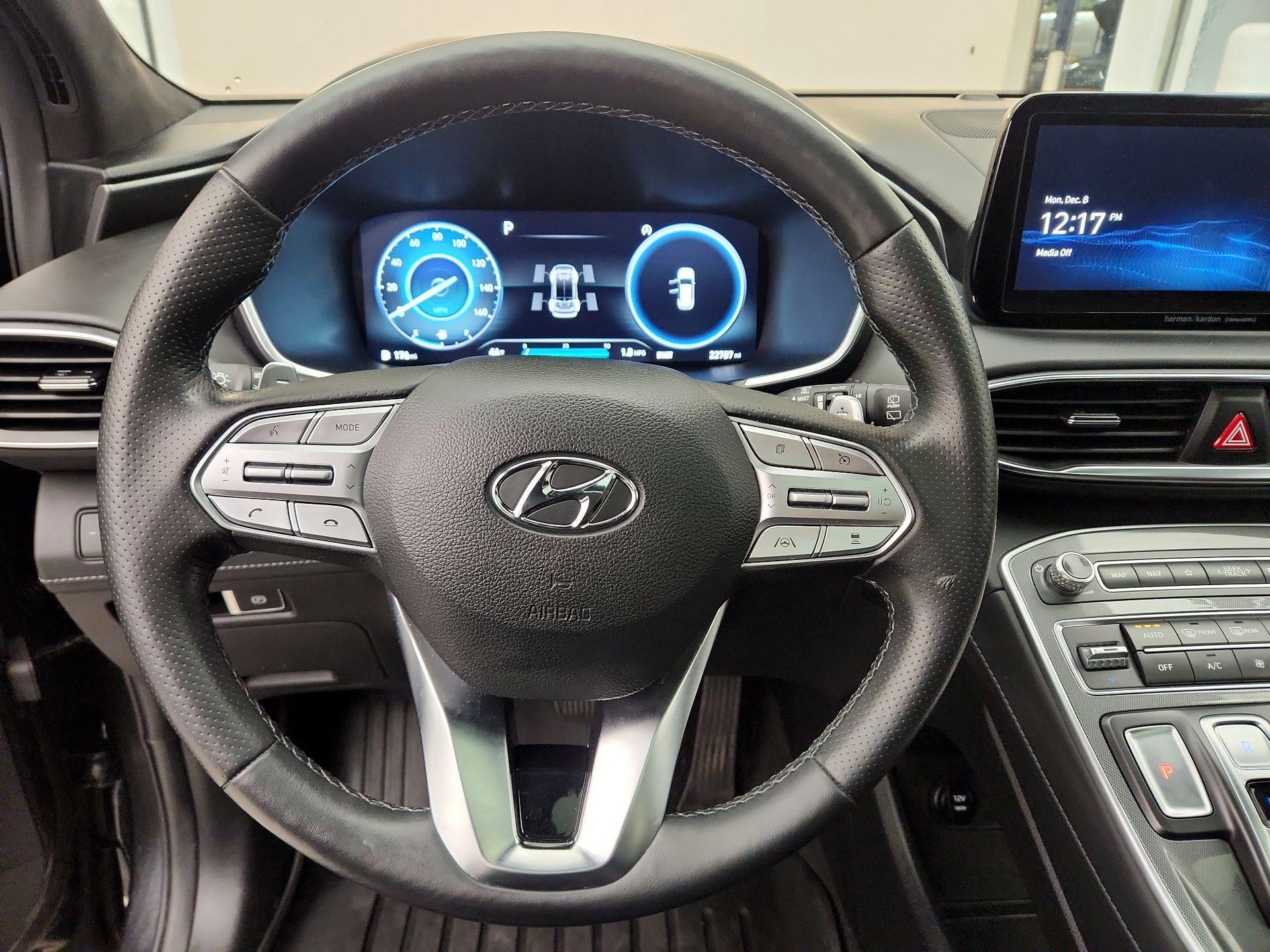 Thumbnail: 2023 Hyundai Santa Fe - 10