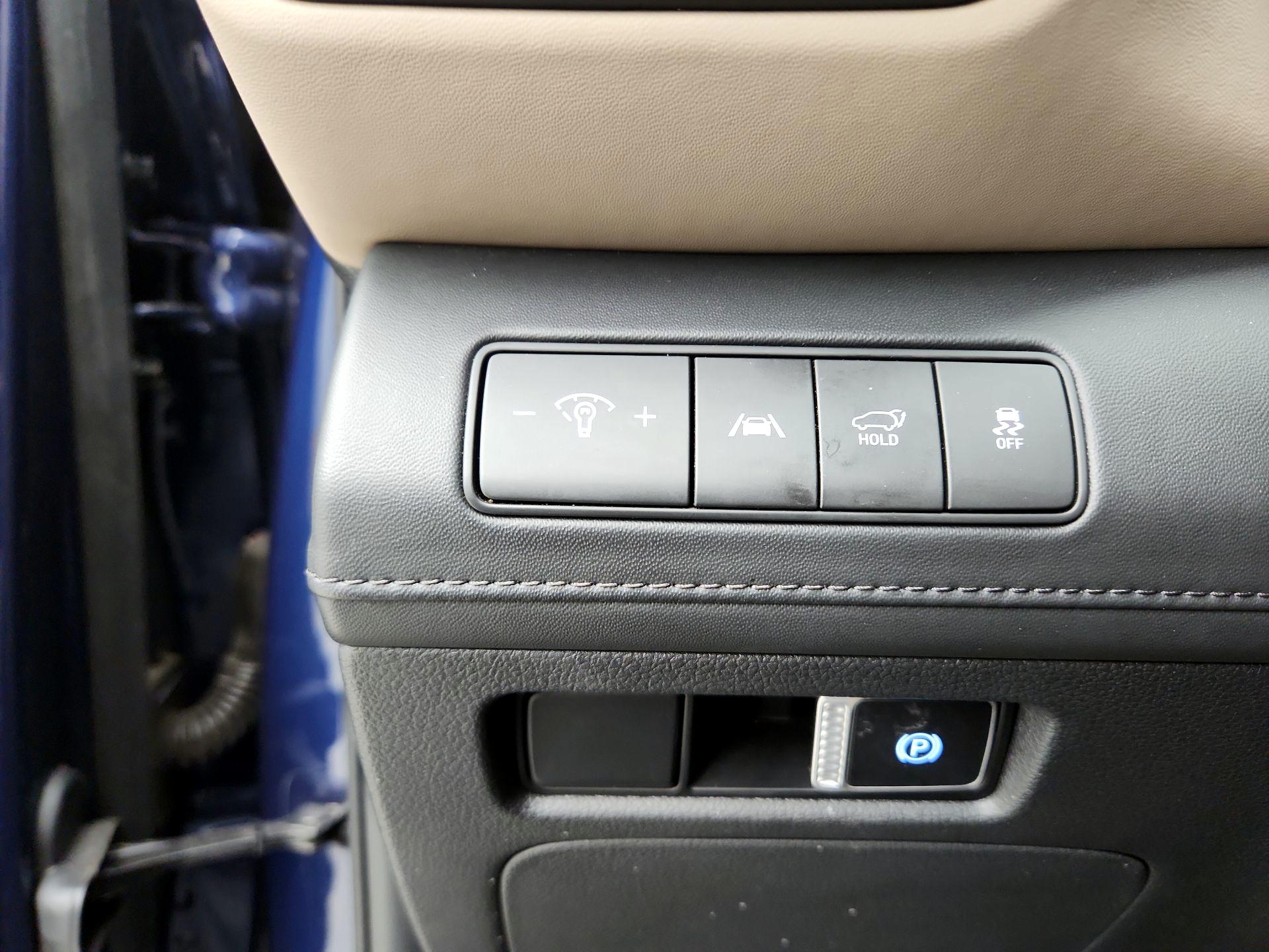 Thumbnail: 2023 Hyundai Santa Fe - 13