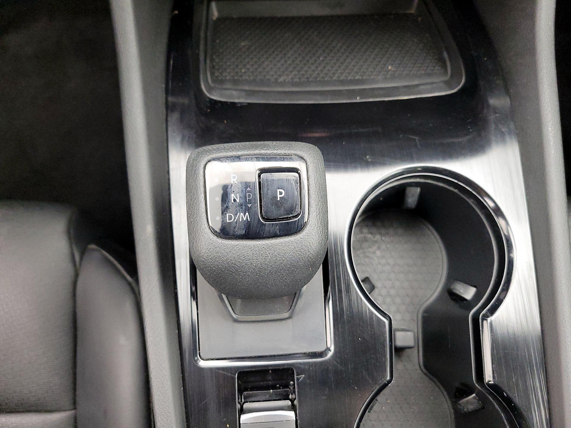 Thumbnail: 2022 Nissan Rogue - 17