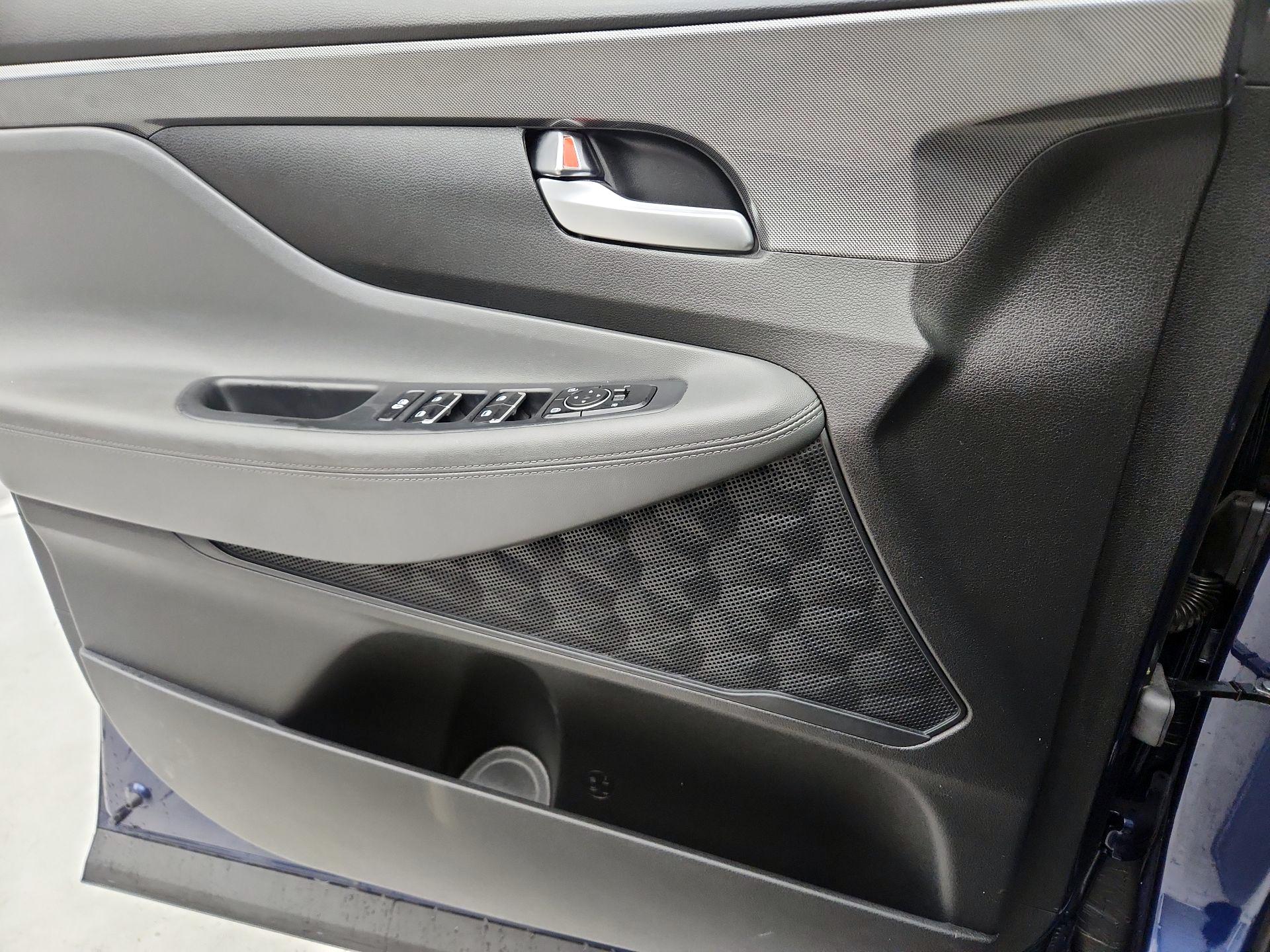 Thumbnail: 2022 Hyundai Santa Fe - 12