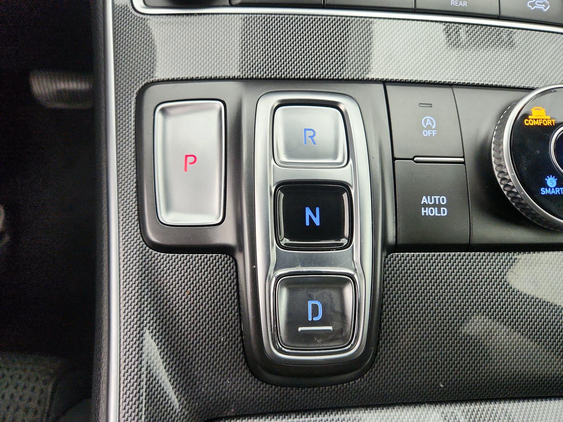 Thumbnail: 2022 Hyundai Santa Fe - 17