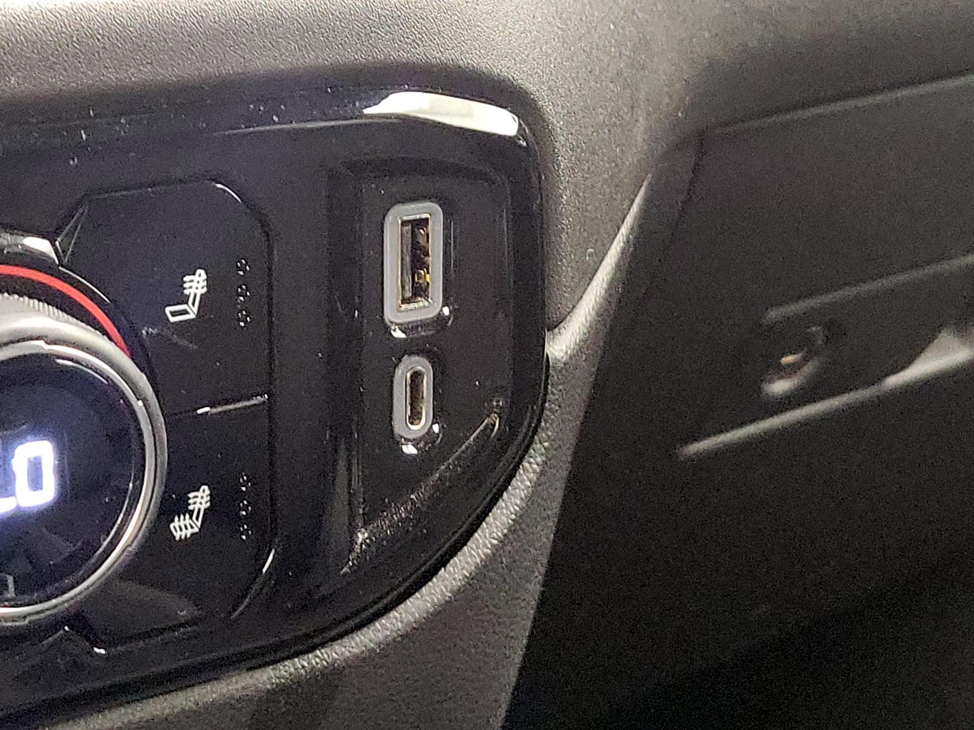 Thumbnail: 2022 Chevrolet Silverado 1500 - 18