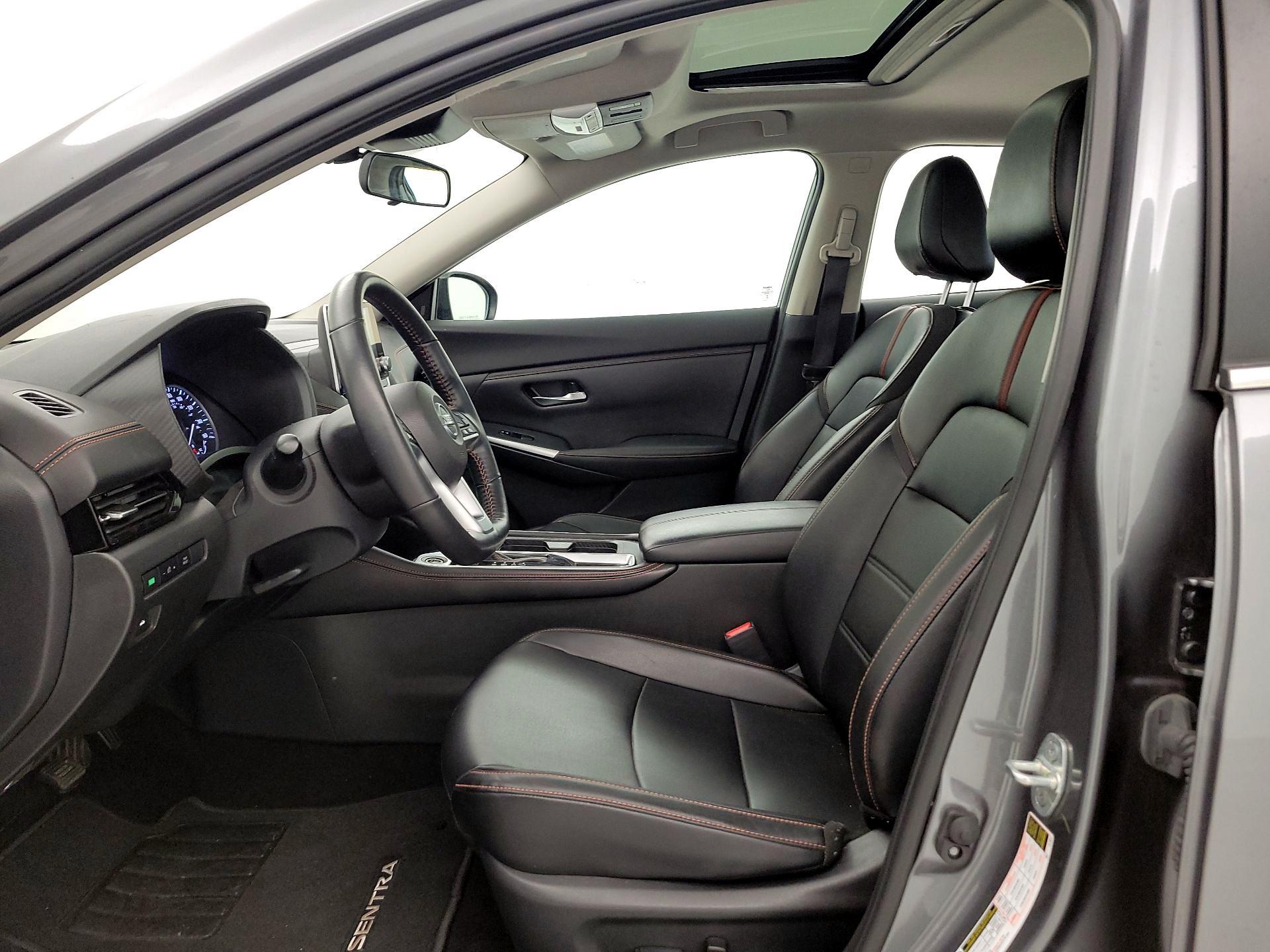 Thumbnail: 2022 Nissan Sentra - 11