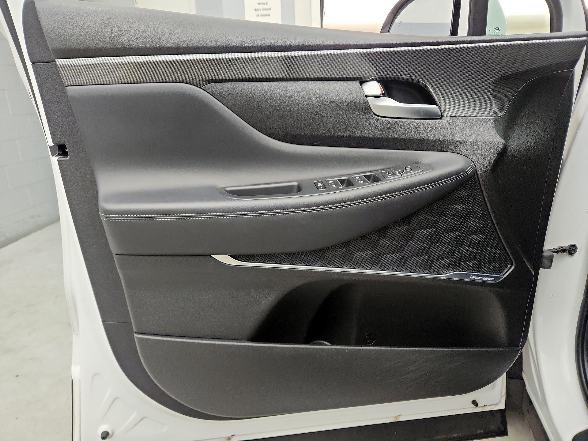 Thumbnail: 2023 Hyundai Santa Fe - 12