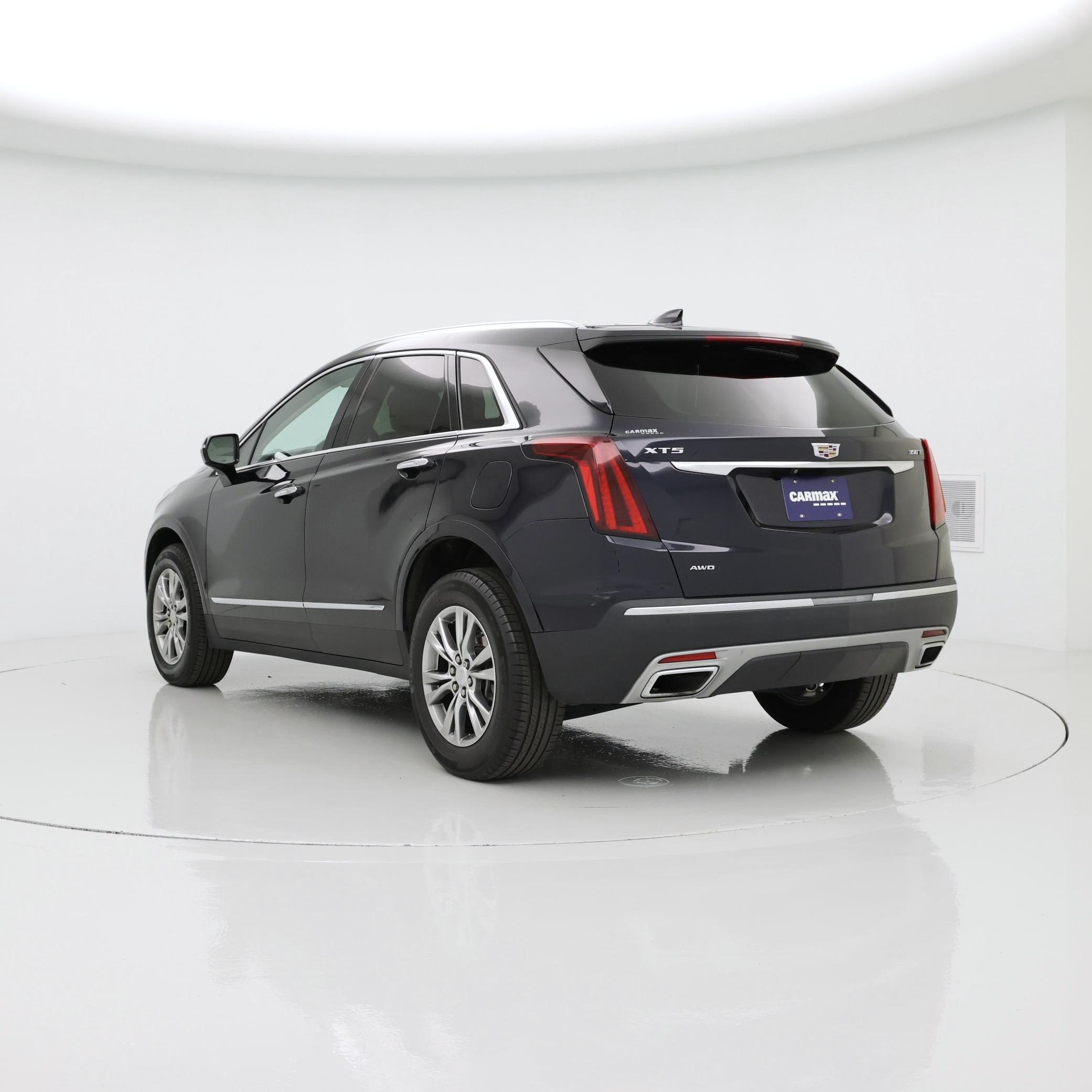 Thumbnail: 2022 Cadillac XT5 - 2