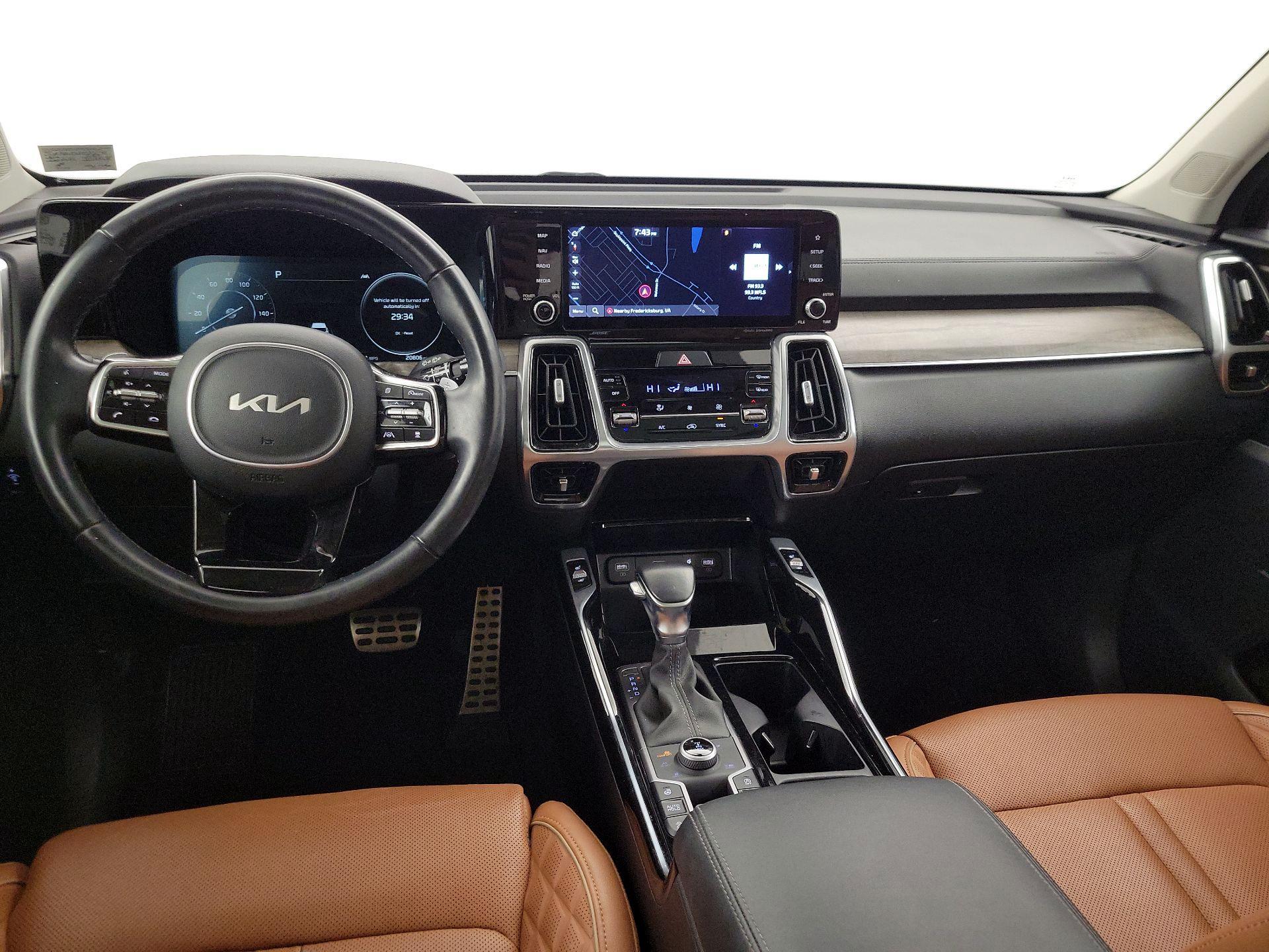 Thumbnail: 2023 Kia Sorento - 9