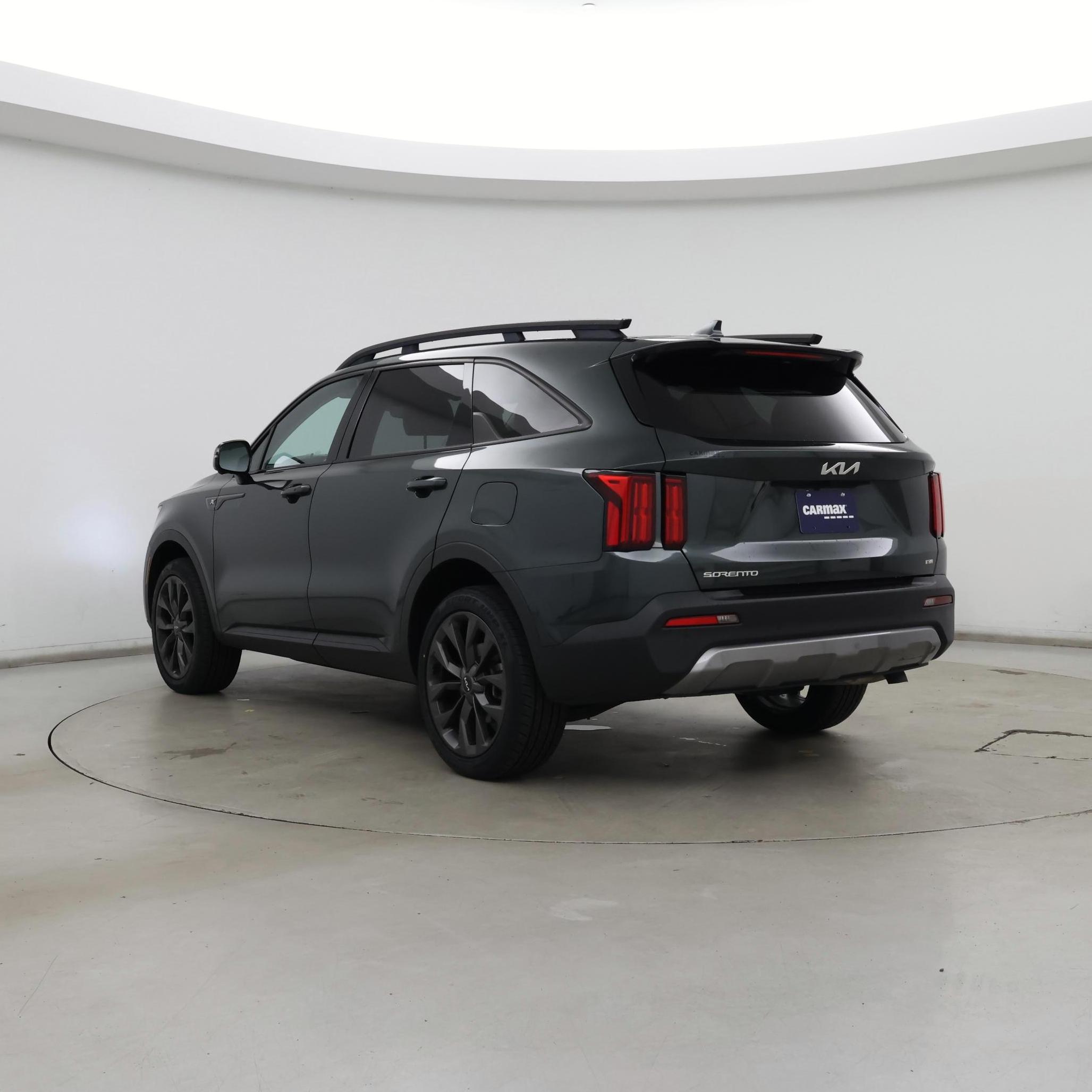 Thumbnail: 2023 Kia Sorento - 2